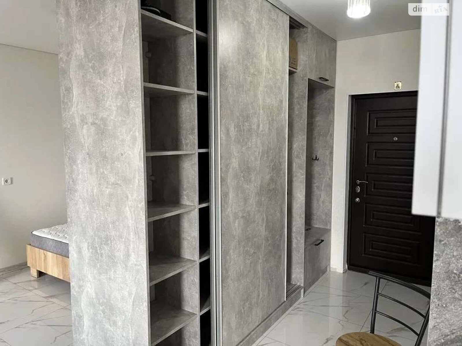 однокімнатна квартира в Одесі, район Сахалінчик, на вул. Басейна 16 в довготривалу оренду помісячно фото 1