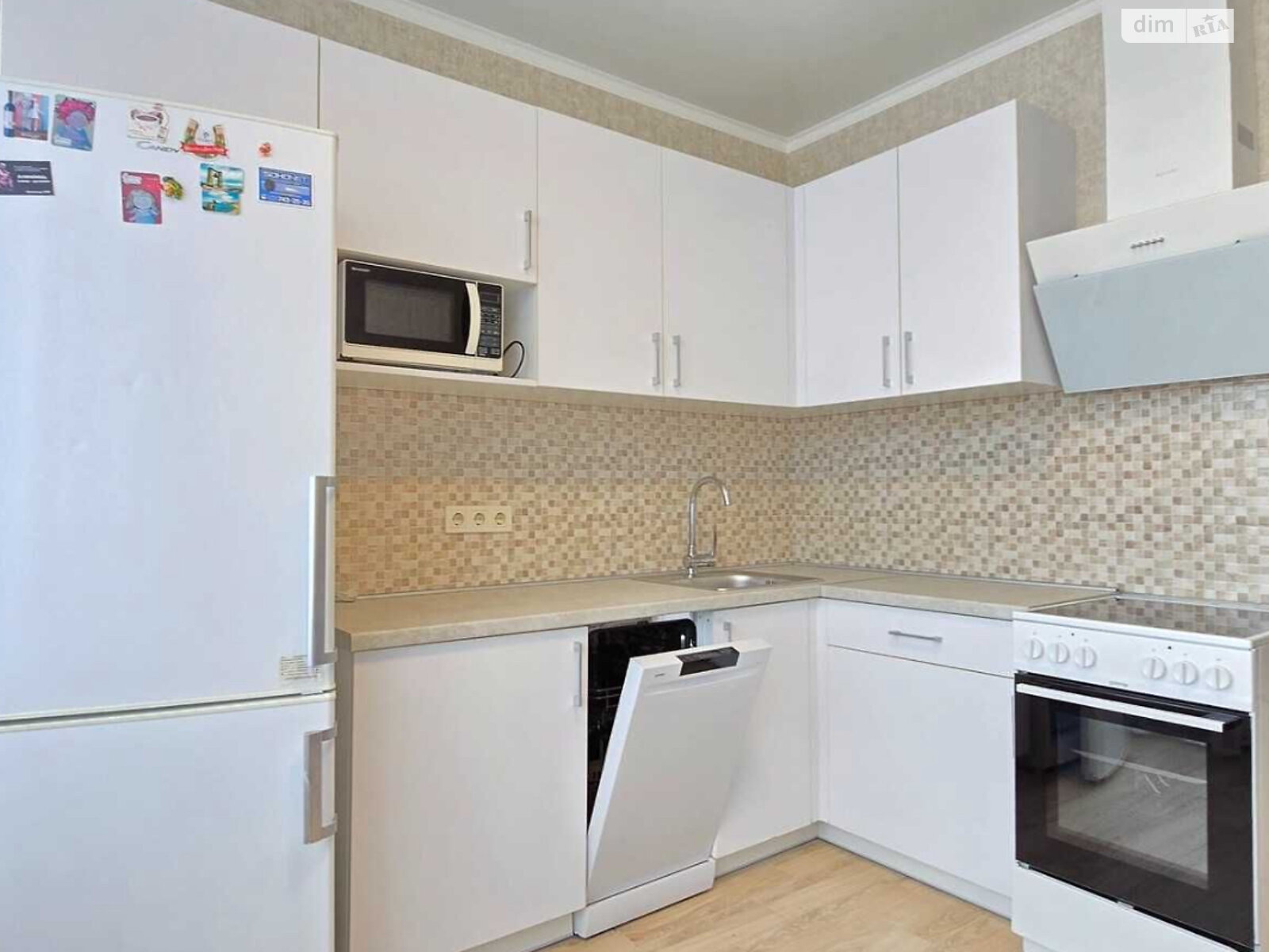 двокімнатна квартира в Одесі, район Сахалінчик, на вул. Басейна 6А в довготривалу оренду помісячно фото 1