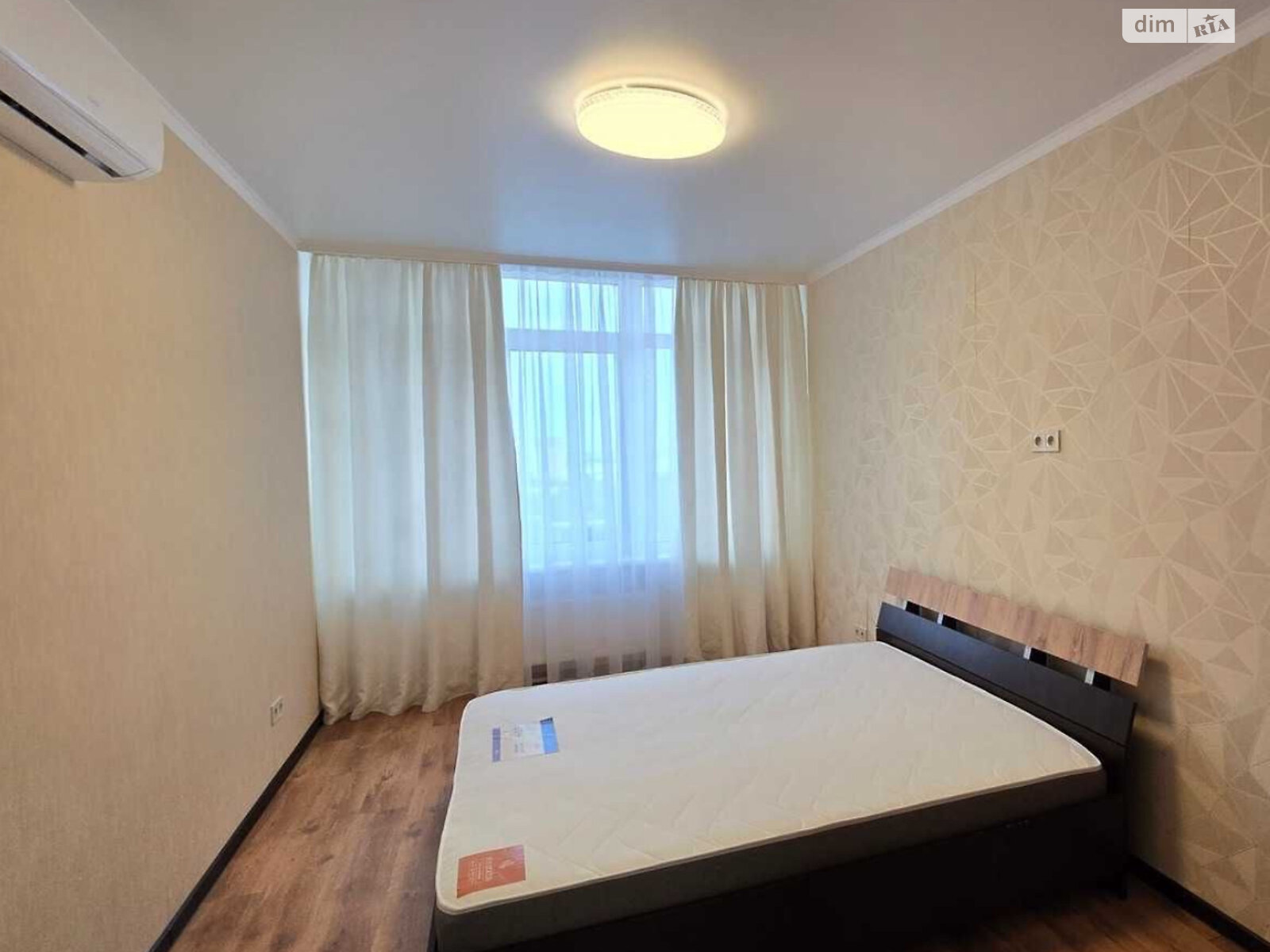 двокімнатна квартира в Одесі, район Сахалінчик, на вул. Басейна 6А в довготривалу оренду помісячно фото 1