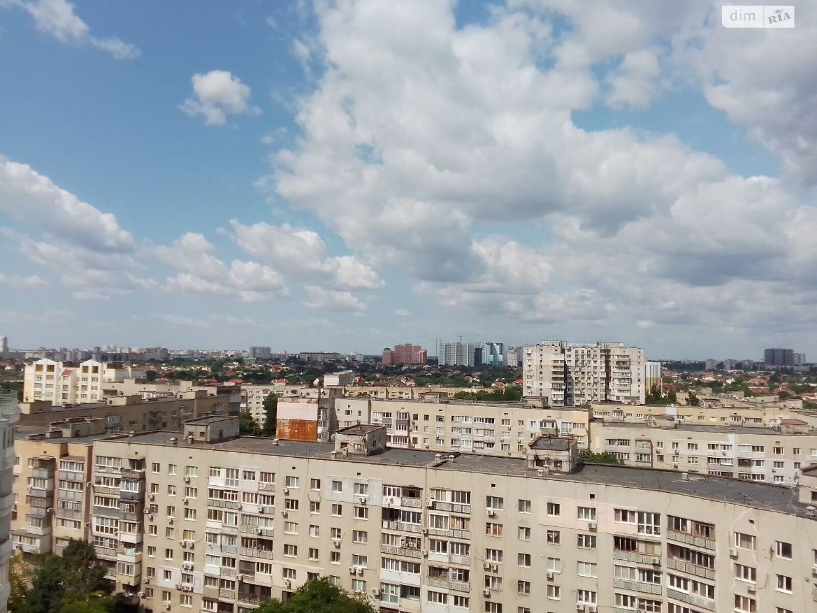 однокомнатная квартира в Одессе, район Сахарный Поселок, на ул. Михаила Грушевского 39/3 корпус 1 в аренду на долгий срок помесячно фото 1 однокомнатная квартира в Одессе, район Сахарный Поселок, на ул. Михаила Грушевского 39/3 корпус 1 в аренду на долгий срок помесячно фото 1