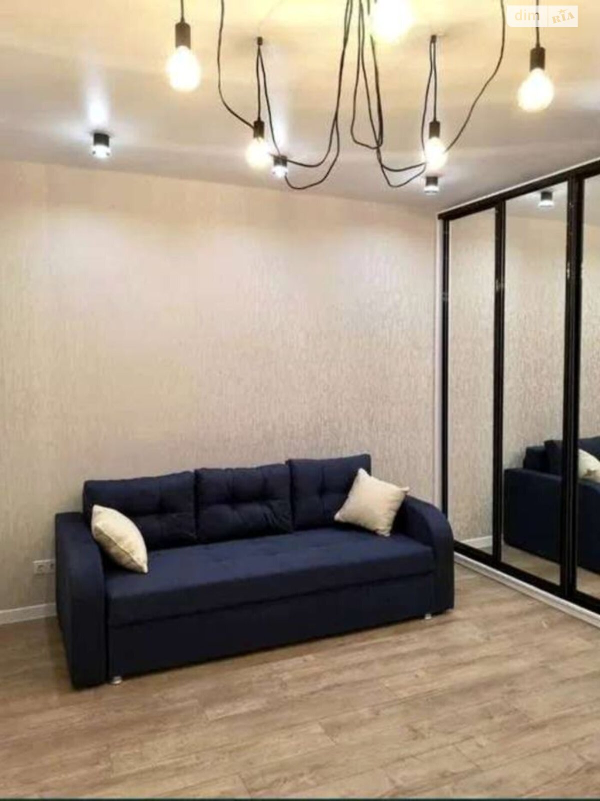 однокомнатная квартира в Одессе, район Сахарный Поселок, на ул. Михаила Грушевского 39/3 корпус 4 в аренду на долгий срок помесячно фото 1