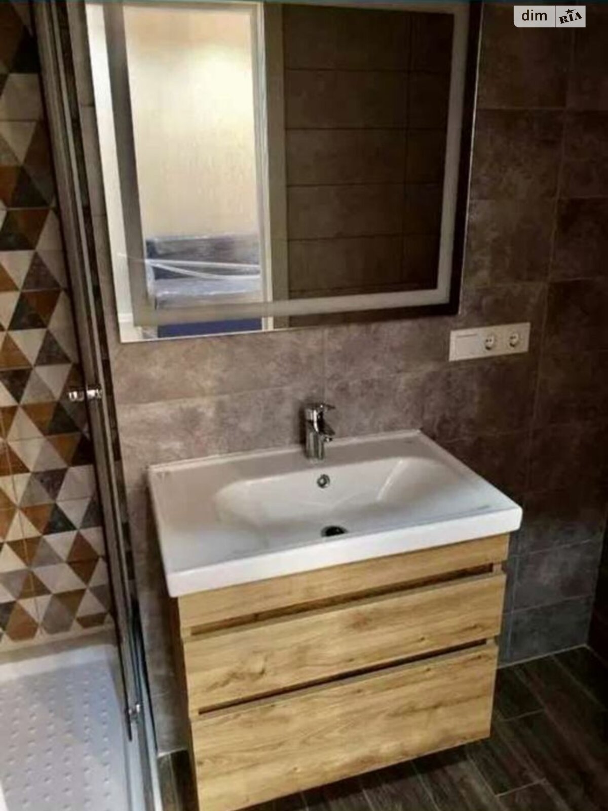 однокомнатная квартира в Одессе, район Сахарный Поселок, на ул. Михаила Грушевского 39/3 корпус 4 в аренду на долгий срок помесячно фото 1