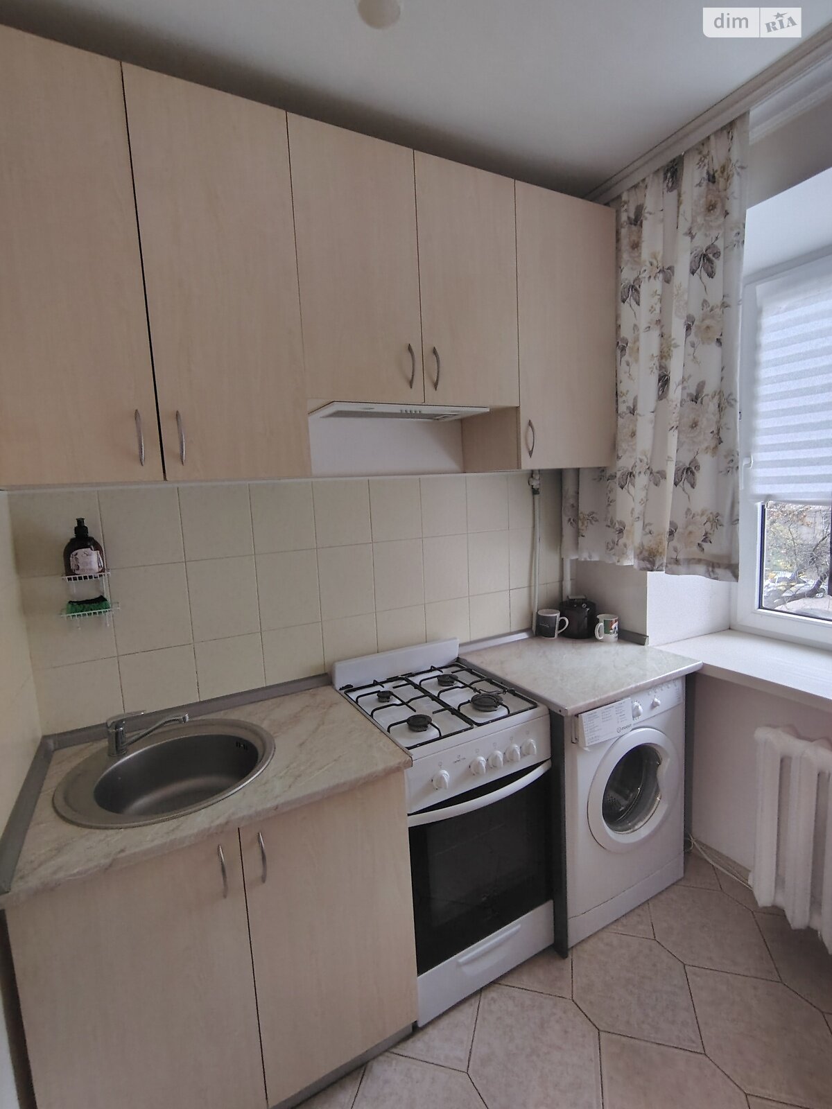 однокімнатна квартира в Одесі, на вул. Сім’ї Глодан 30/1 в довготривалу оренду помісячно фото 1