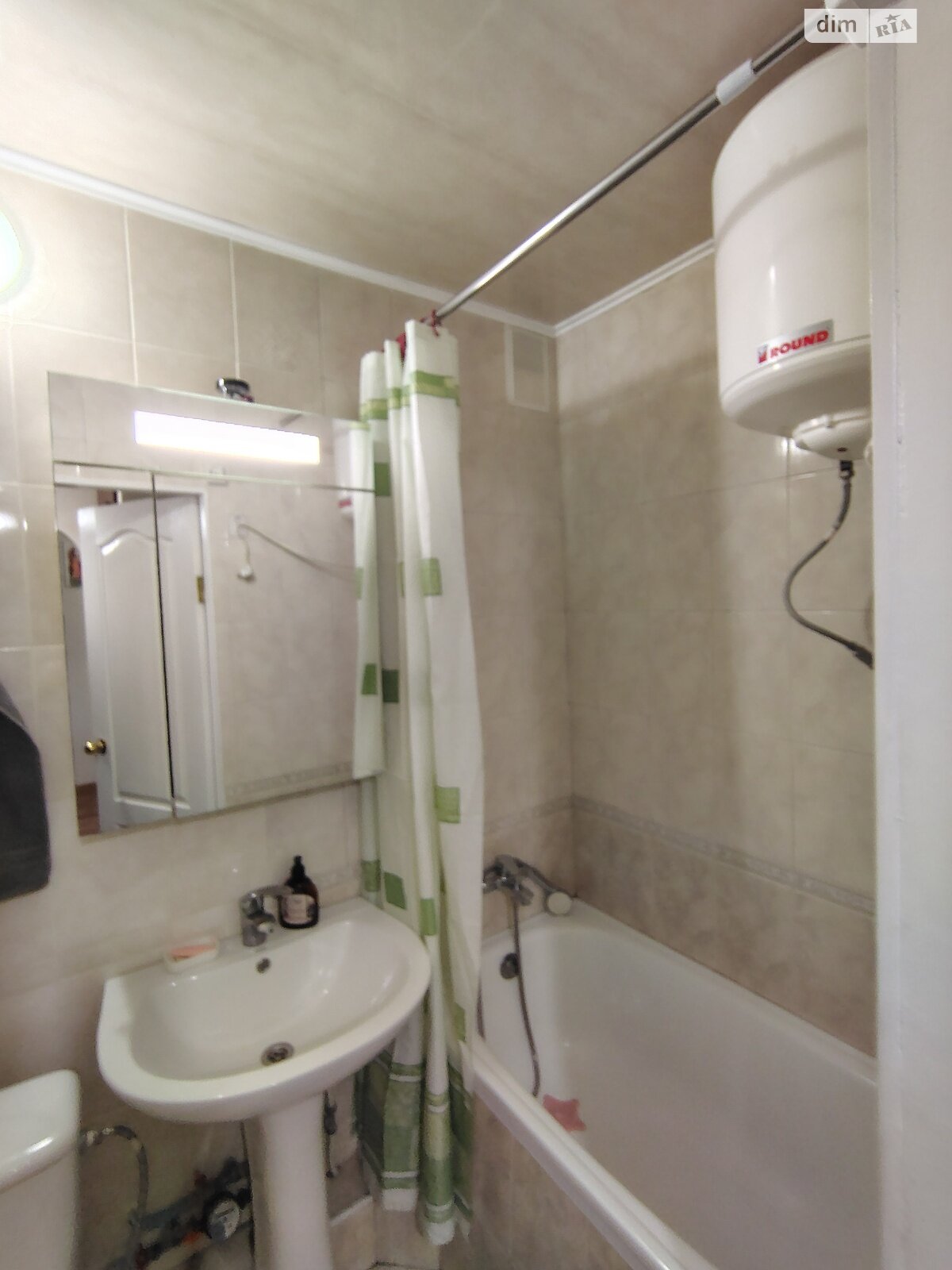 однокімнатна квартира в Одесі, на вул. Сім’ї Глодан 30/1 в довготривалу оренду помісячно фото 1