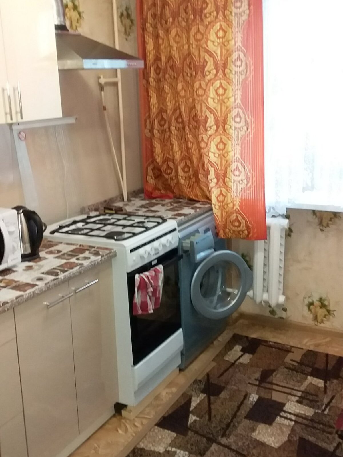 однокімнатна квартира в Одесі, район Шкільний, на просп. Небесної Сотні 14 в довготривалу оренду помісячно фото 1 однокімнатна квартира в Одесі, район Шкільний, на просп. Небесної Сотні 14 в довготривалу оренду помісячно фото 1