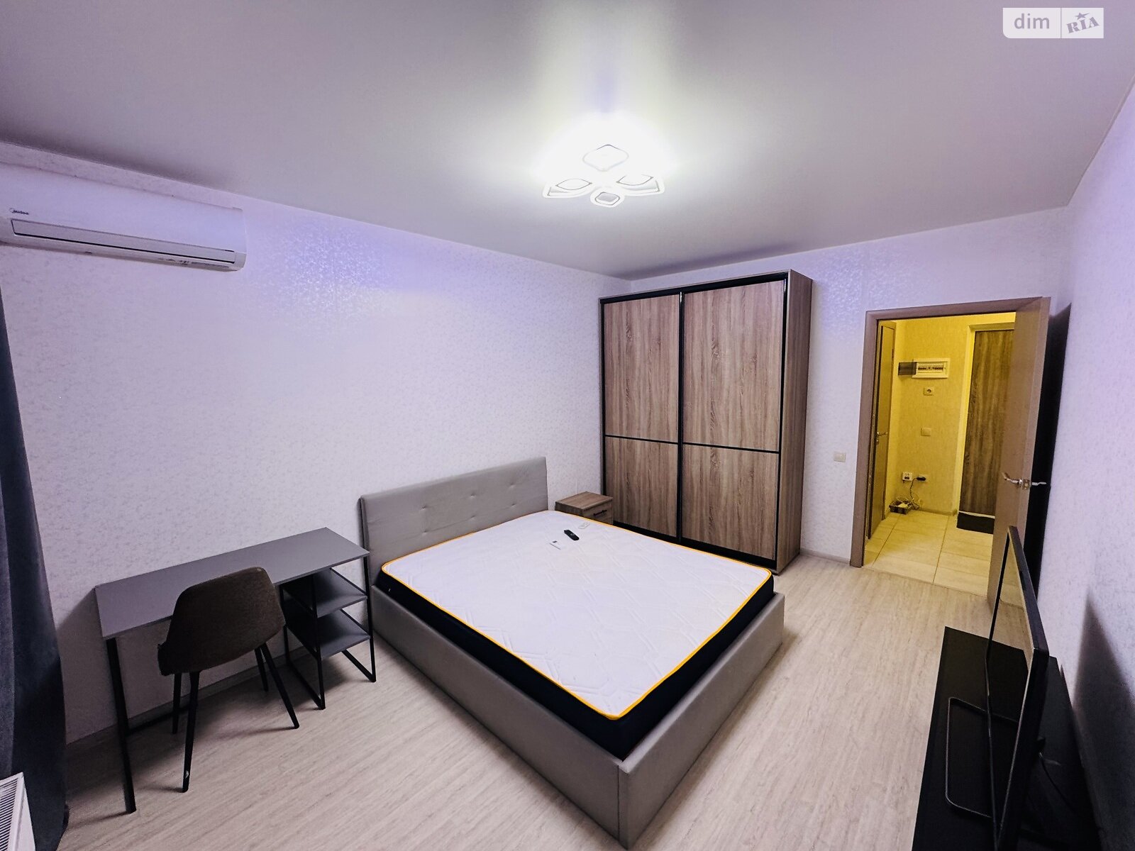 однокомнатная квартира в Одессе, район Слободка, на ул. Одесская в аренду на долгий срок помесячно фото 1 однокомнатная квартира в Одессе, район Слободка, на ул. Одесская в аренду на долгий срок помесячно фото 1