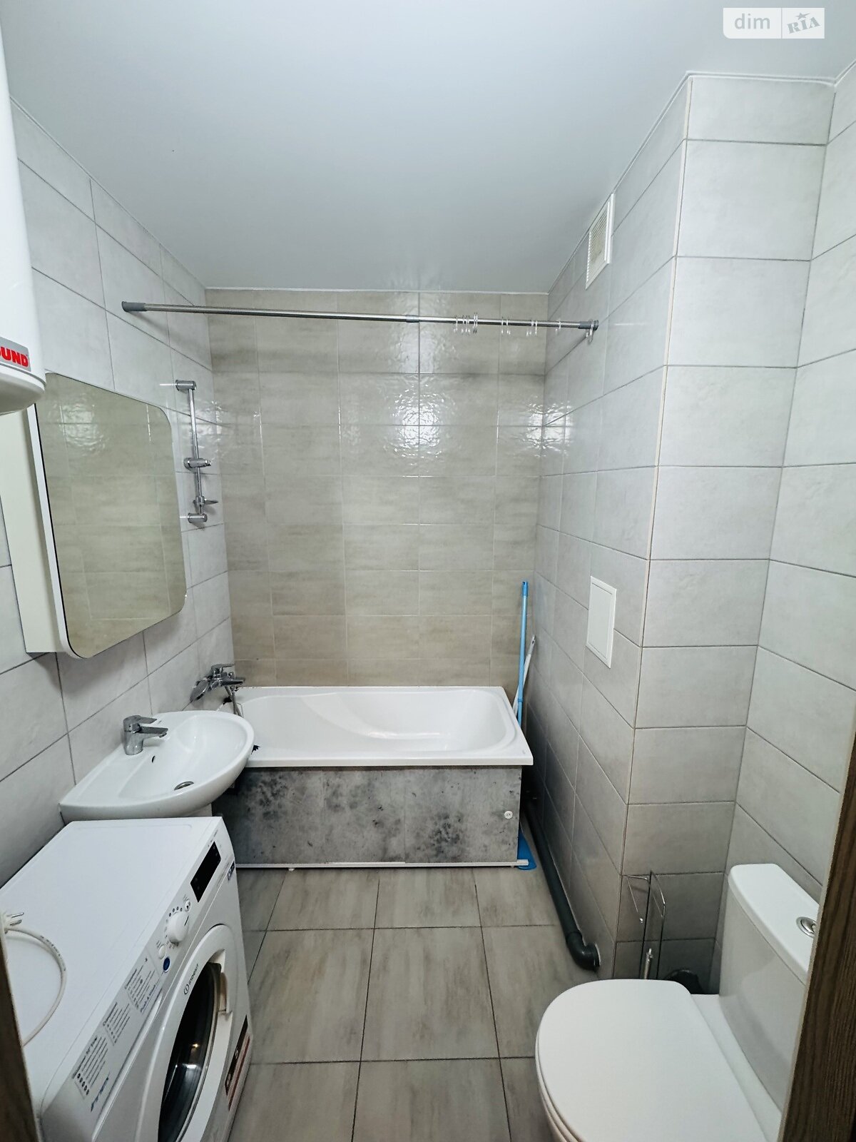 однокомнатная квартира в Одессе, район Слободка, на ул. Одесская в аренду на долгий срок помесячно фото 1 однокомнатная квартира в Одессе, район Слободка, на ул. Одесская в аренду на долгий срок помесячно фото 1