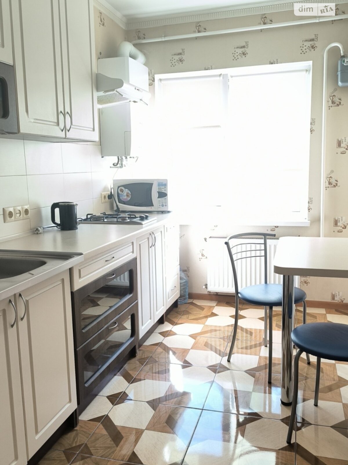 однокомнатная квартира в Одессе, район Пересыпский, на ул. Романтиков 25, кв. 44 в аренду на долгий срок помесячно фото 1 однокомнатная квартира в Одессе, район Пересыпский, на ул. Романтиков 25, кв. 44 в аренду на долгий срок помесячно фото 1