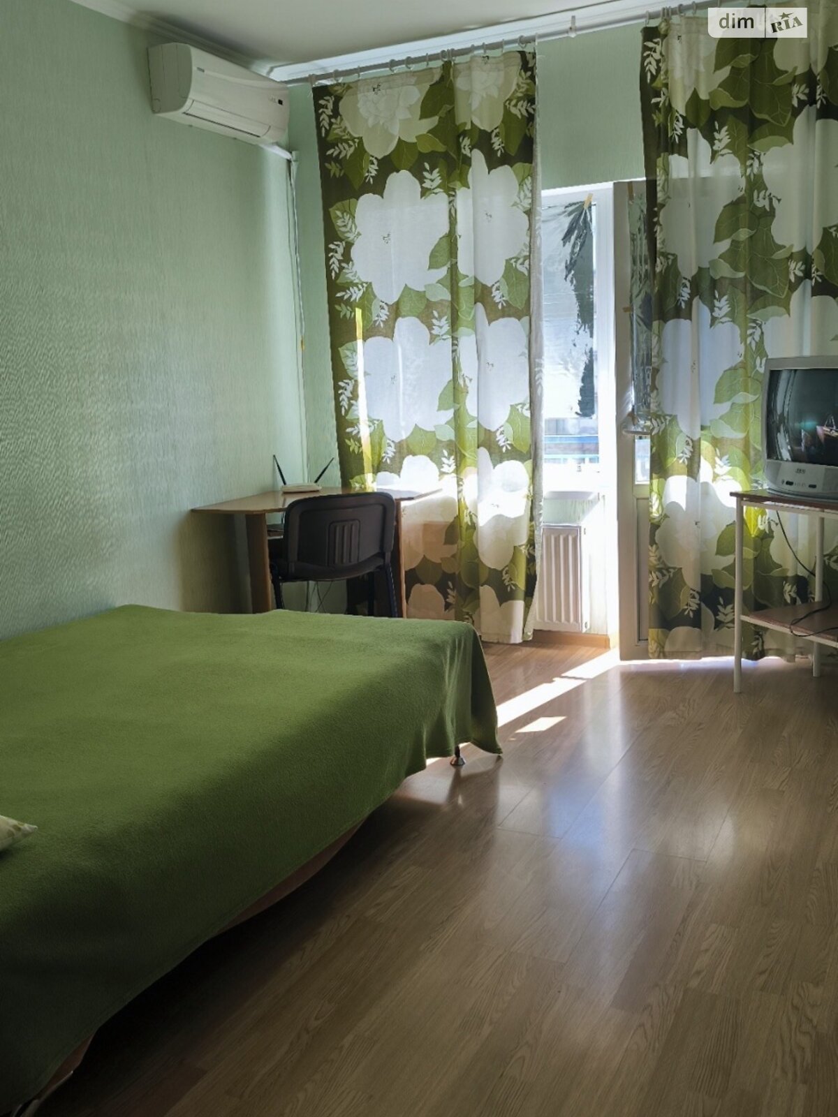 однокомнатная квартира в Одессе, район Пересыпский, на ул. Романтиков 25, кв. 44 в аренду на долгий срок помесячно фото 1 однокомнатная квартира в Одессе, район Пересыпский, на ул. Романтиков 25, кв. 44 в аренду на долгий срок помесячно фото 1