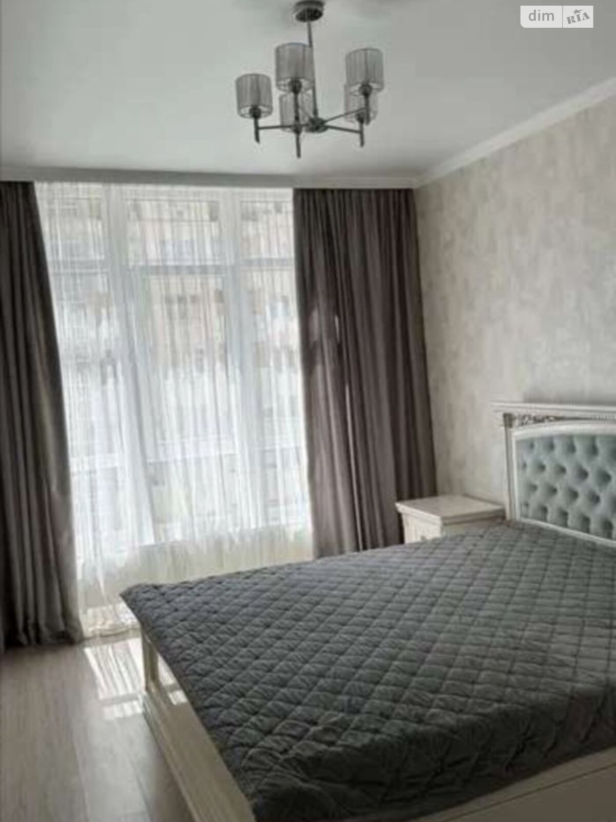 однокомнатная квартира в Одессе, район Слободка, на ул. Виталия Нестеренко 1Б в аренду на долгий срок помесячно фото 1