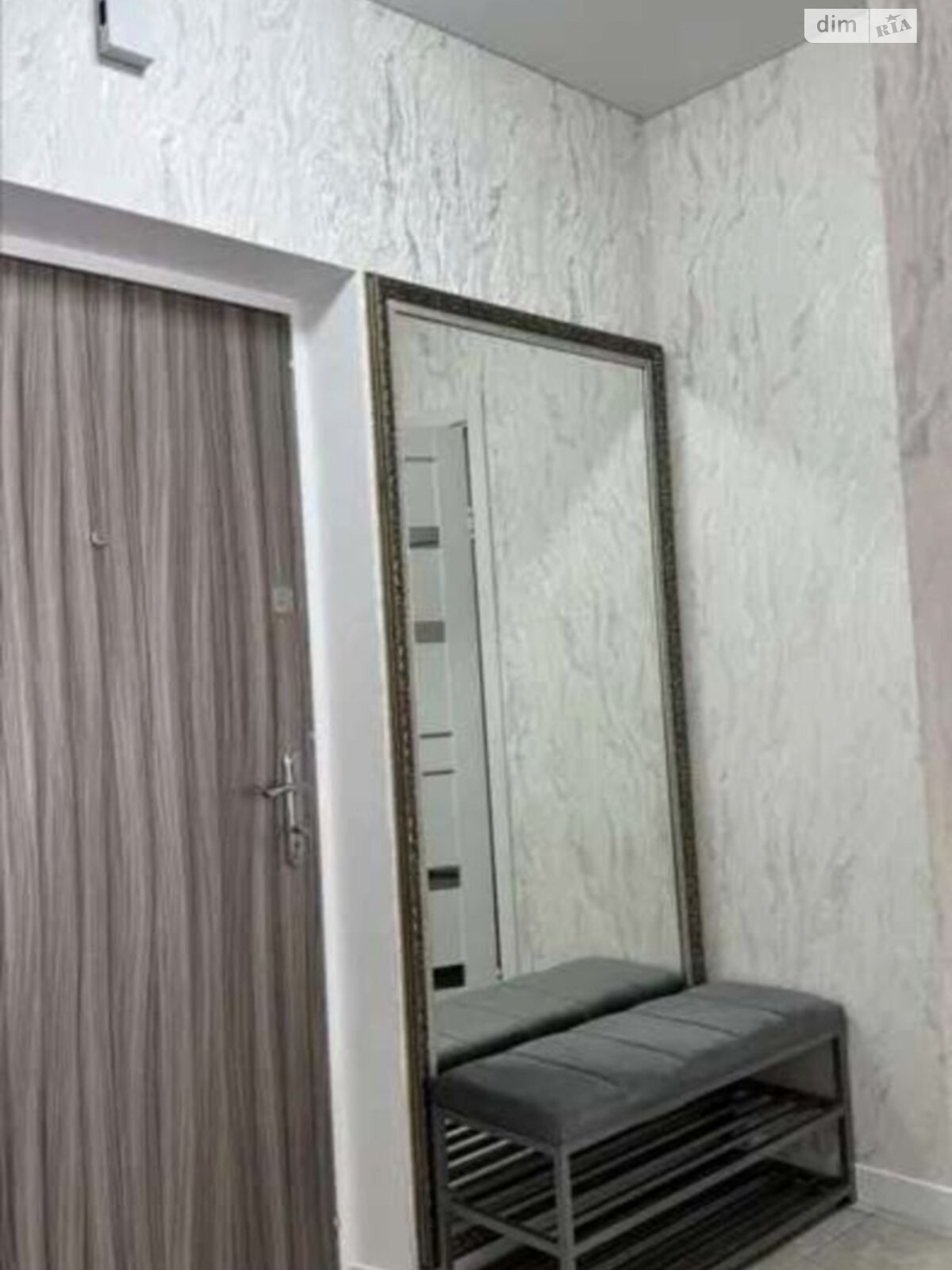 однокомнатная квартира в Одессе, район Слободка, на ул. Виталия Нестеренко 1Б в аренду на долгий срок помесячно фото 1