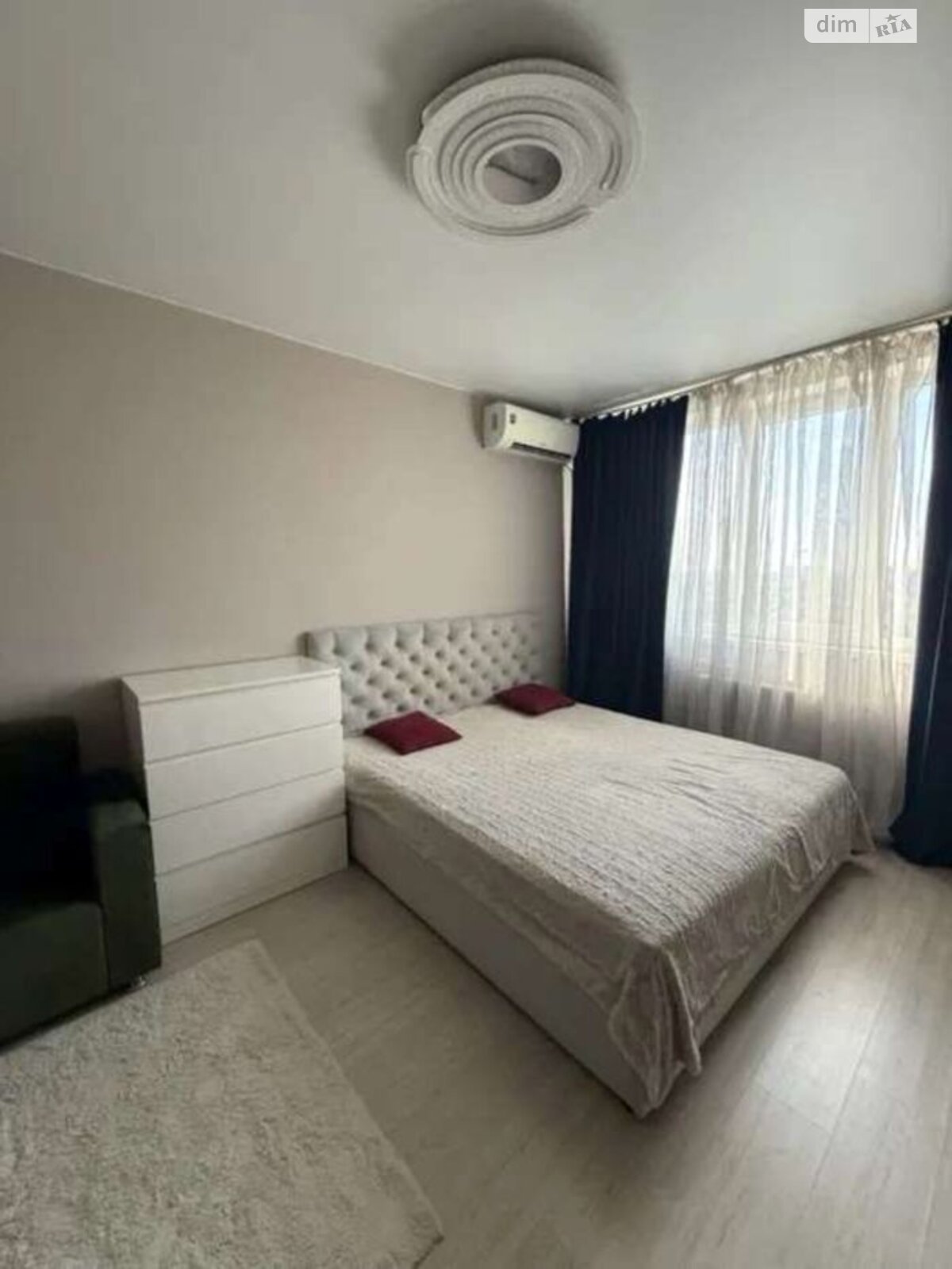 однокомнатная квартира в Одессе, район Слободка, на ул. Виталия Нестеренко 1Б в аренду на долгий срок помесячно фото 1 однокомнатная квартира в Одессе, район Слободка, на ул. Виталия Нестеренко 1Б в аренду на долгий срок помесячно фото 1