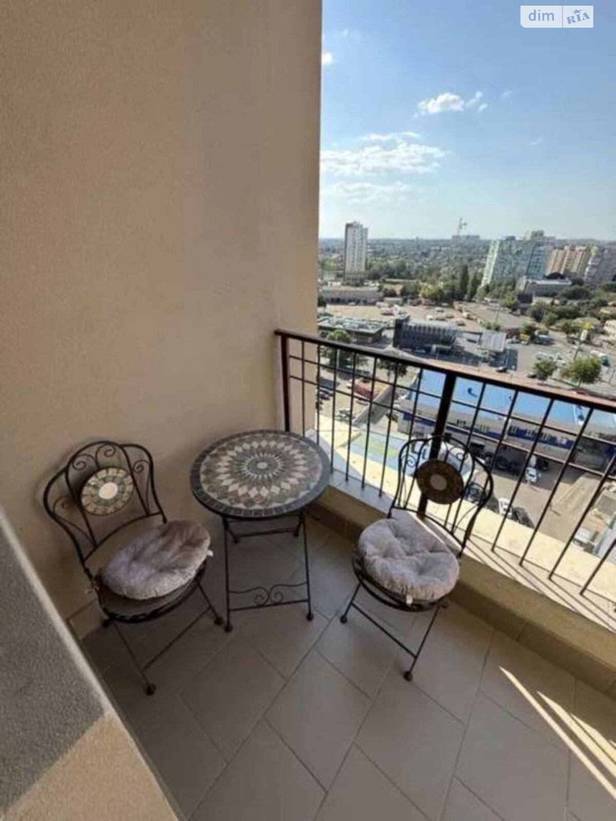 однокомнатная квартира в Одессе, район Слободка, на ул. Виталия Нестеренко 1Б в аренду на долгий срок помесячно фото 1 однокомнатная квартира в Одессе, район Слободка, на ул. Виталия Нестеренко 1Б в аренду на долгий срок помесячно фото 1