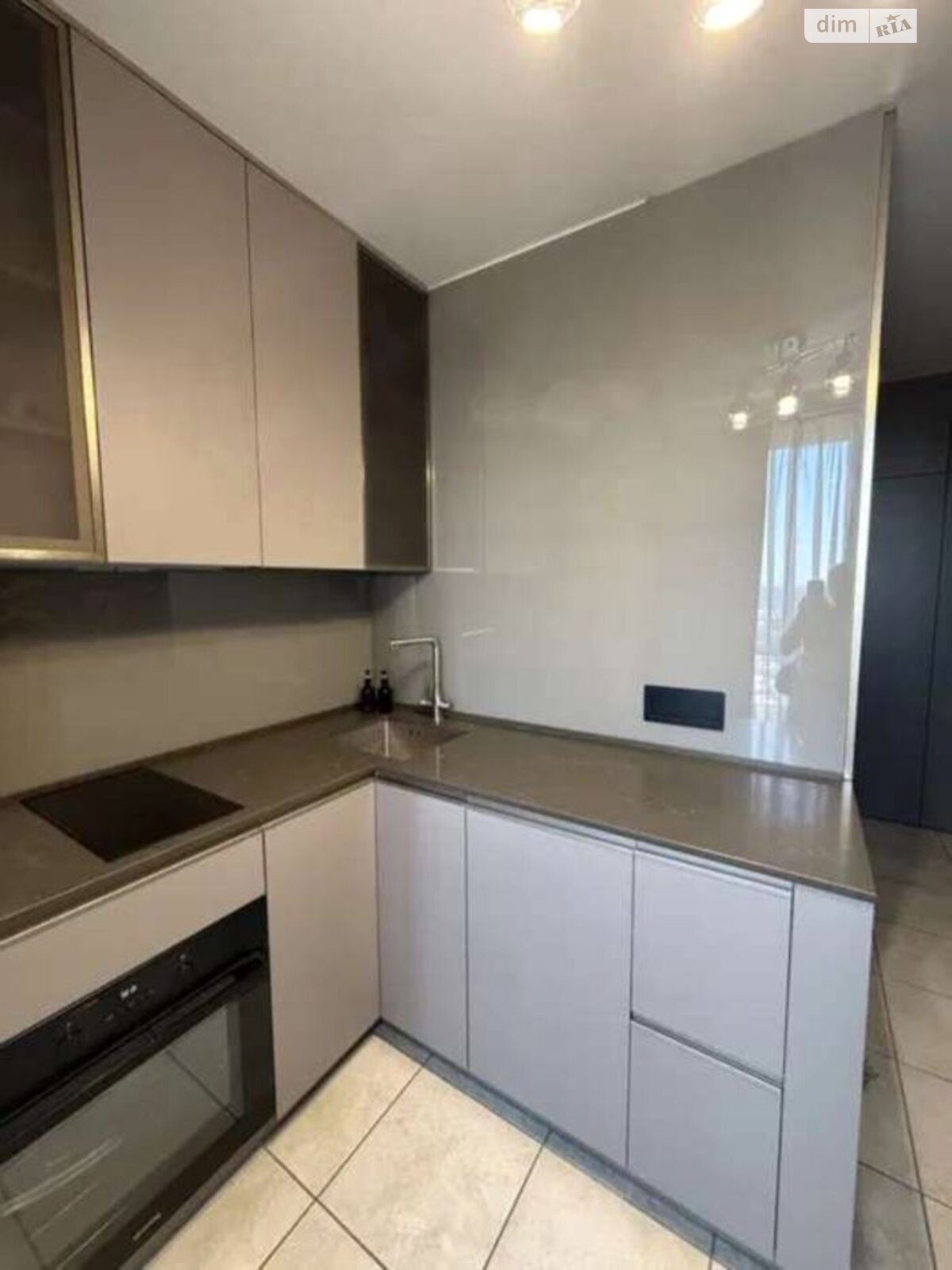 однокомнатная квартира в Одессе, район Слободка, на ул. Виталия Нестеренко 1Б в аренду на долгий срок помесячно фото 1 однокомнатная квартира в Одессе, район Слободка, на ул. Виталия Нестеренко 1Б в аренду на долгий срок помесячно фото 1