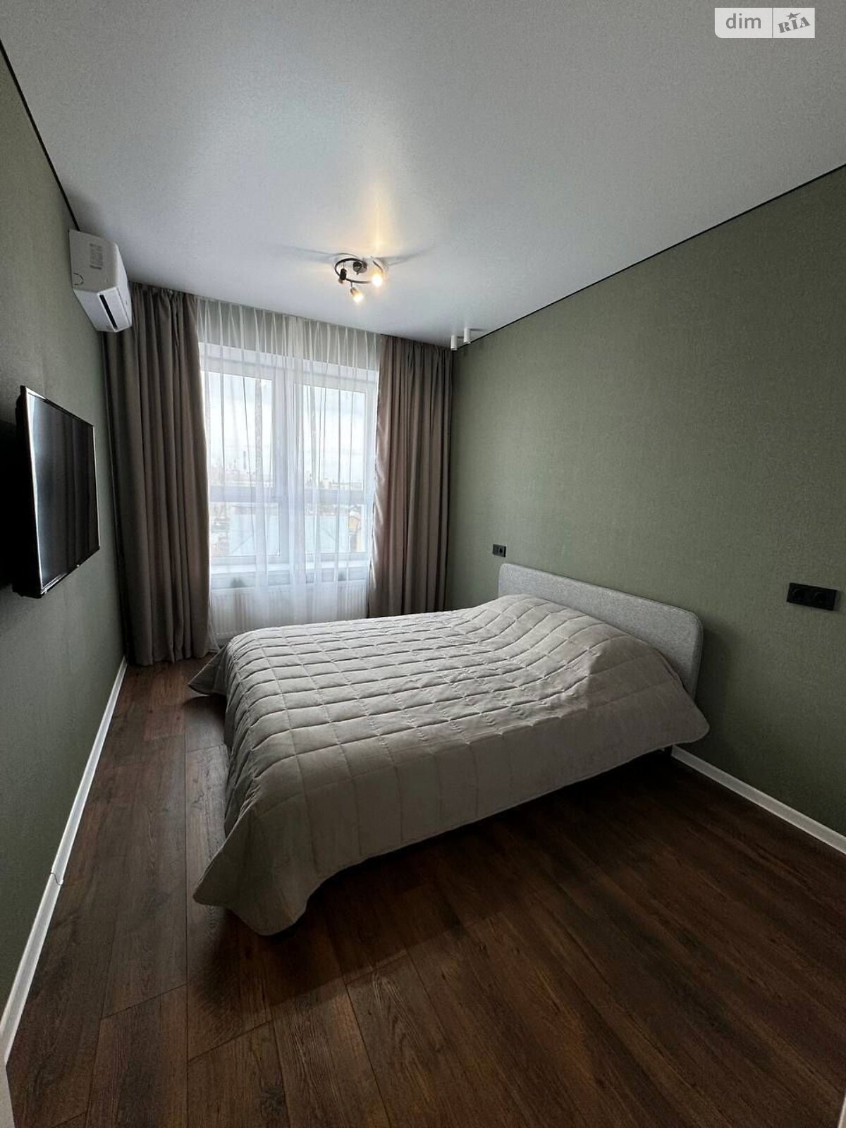 двухкомнатная квартира в Одессе, район Слободка, на ул. Виталия Нестеренко 1Б в аренду на долгий срок помесячно фото 1 двухкомнатная квартира в Одессе, район Слободка, на ул. Виталия Нестеренко 1Б в аренду на долгий срок помесячно фото 1