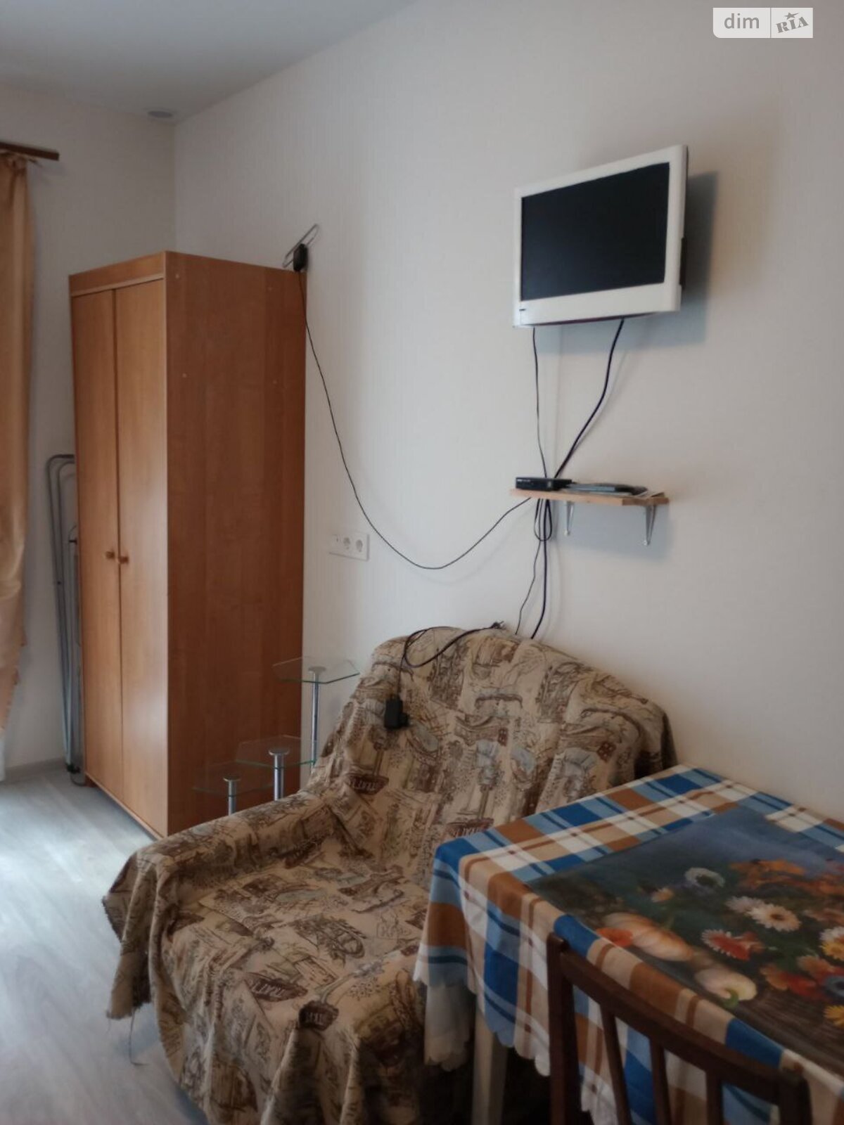 однокімнатна квартира в Одесі, на вул. Спрейса 12 в довготривалу оренду помісячно фото 1 однокімнатна квартира в Одесі, на вул. Спрейса 12 в довготривалу оренду помісячно фото 1