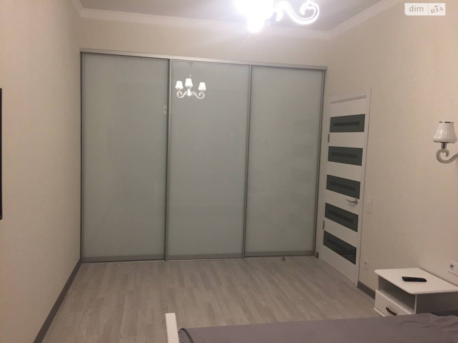 однокімнатна квартира в Одесі, район Середній Фонтан, на дор. Фонтанська 58/3 в довготривалу оренду помісячно фото 1 однокімнатна квартира в Одесі, район Середній Фонтан, на дор. Фонтанська 58/3 в довготривалу оренду помісячно фото 1