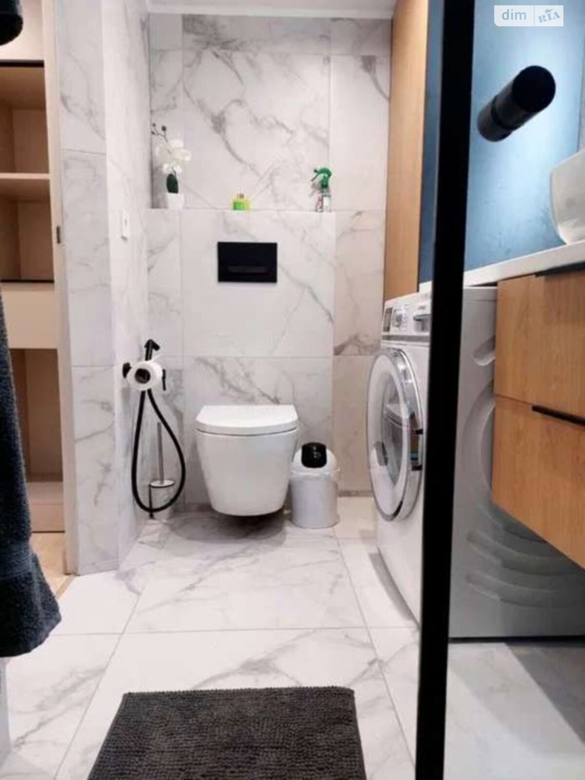 трехкомнатная квартира в Одессе, район Средний Фонтан, на ул. Одесской громады 7 в аренду на долгий срок помесячно фото 1