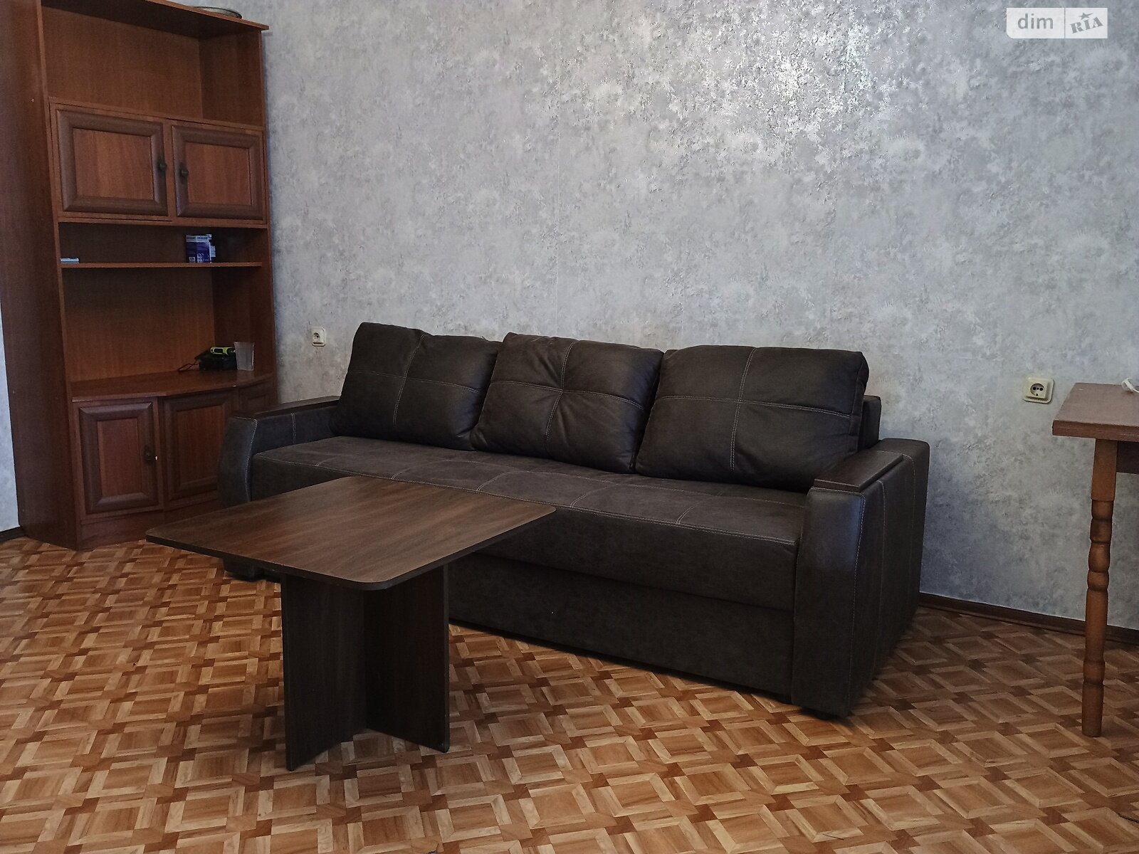 двокімнатна квартира в Одесі, район Судобудівник, на вул. Палубна 9 в довготривалу оренду помісячно фото 1 двокімнатна квартира в Одесі, район Судобудівник, на вул. Палубна 9 в довготривалу оренду помісячно фото 1