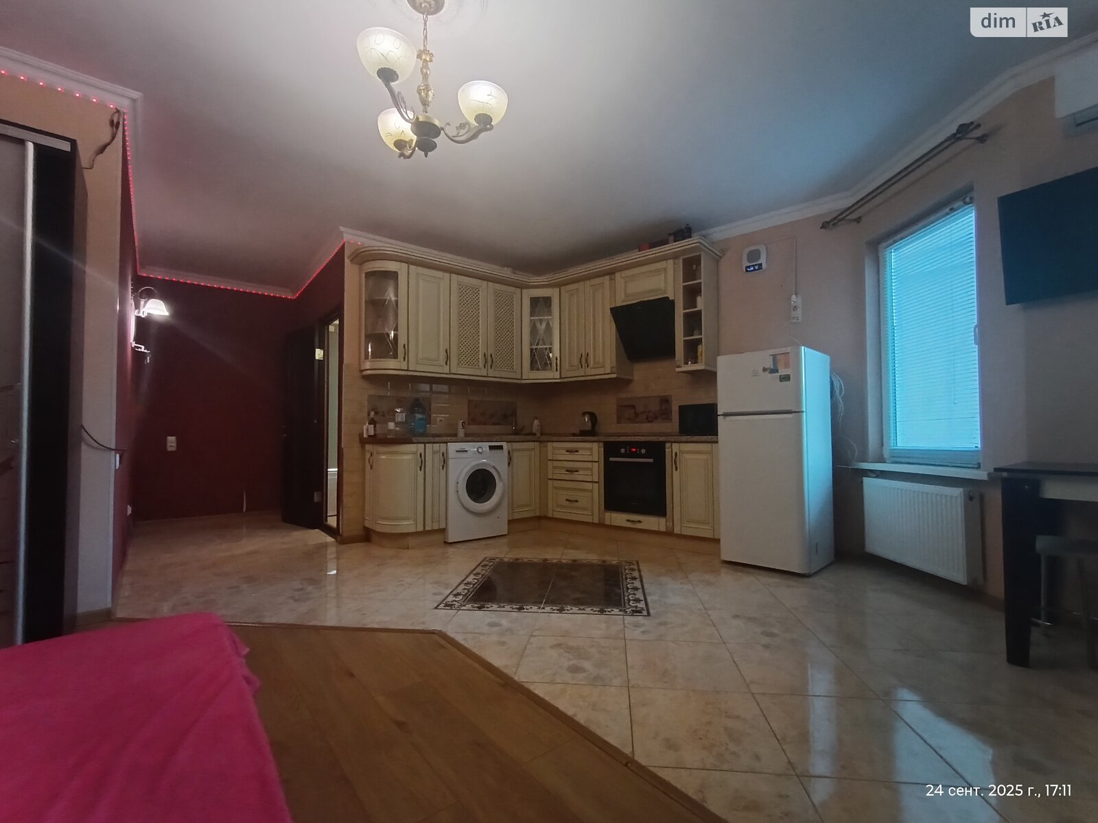 однокімнатна квартира з ремонтом в Одесі, район Таїрова, на вул. 8-а Лінія Люстдорфської дороги 7/1 в довготривалу оренду помісячно фото 1