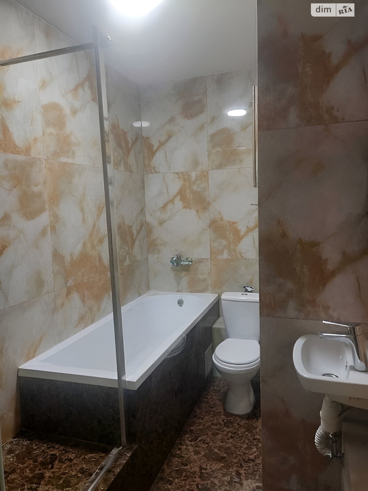 двокімнатна квартира в Одесі, район Таїрова, на вул. Академіка Корольова 54 в довготривалу оренду помісячно фото 1 двокімнатна квартира в Одесі, район Таїрова, на вул. Академіка Корольова 54 в довготривалу оренду помісячно фото 1