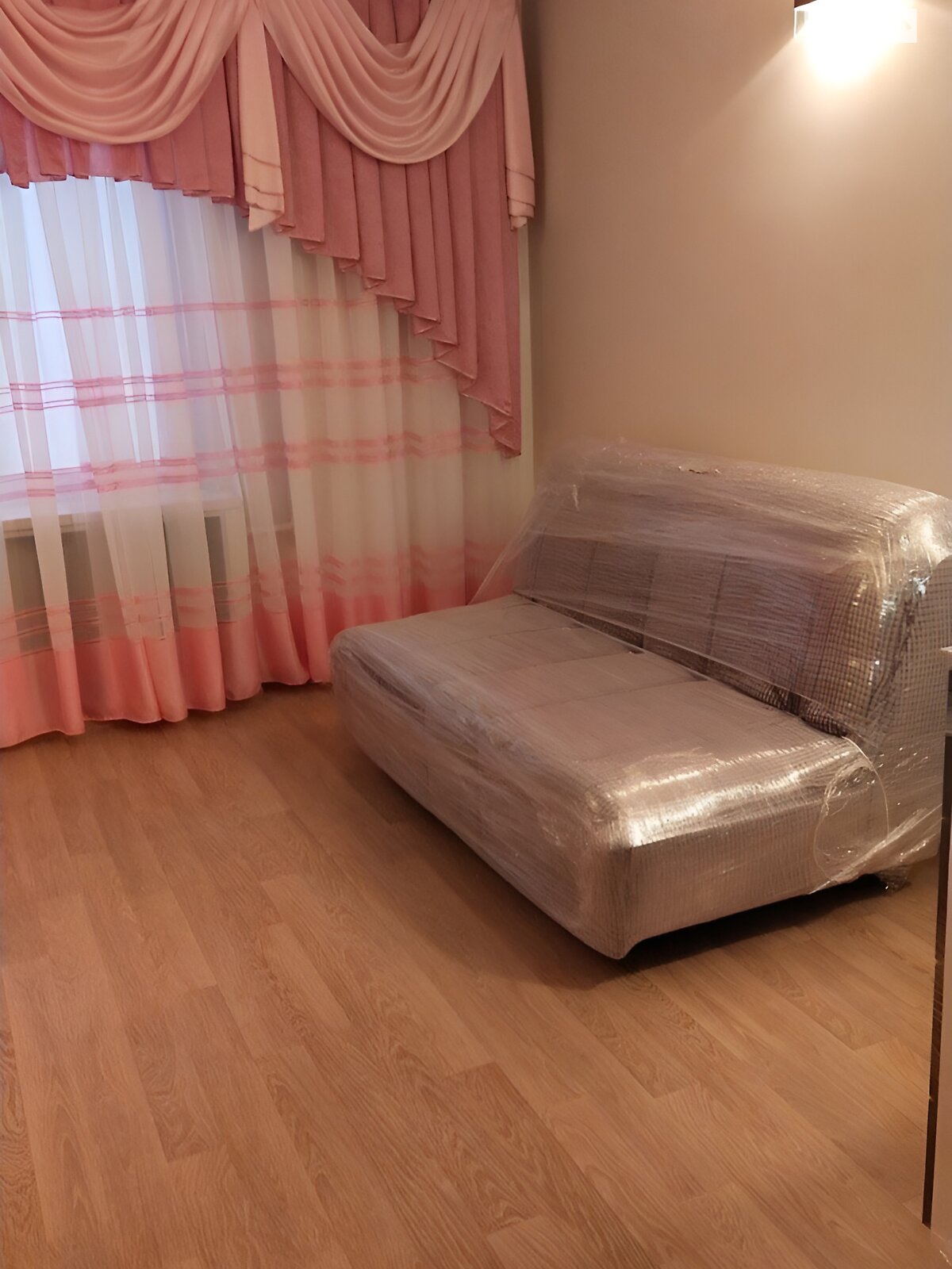 двокімнатна квартира з ремонтом в Одесі, район Таїрова, на вул. Академіка Корольова в довготривалу оренду помісячно фото 1 двокімнатна квартира з ремонтом в Одесі, район Таїрова, на вул. Академіка Корольова в довготривалу оренду помісячно фото 1