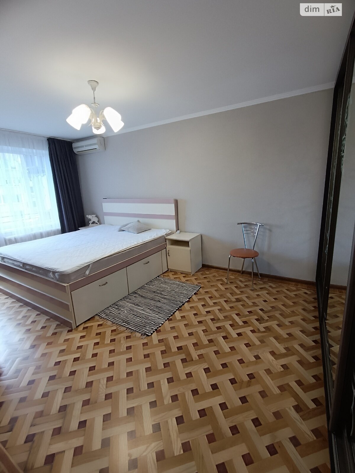 однокімнатна квартира в Одесі, район Таїрова, на вул. Академіка Корольова 28 в довготривалу оренду помісячно фото 1 однокімнатна квартира в Одесі, район Таїрова, на вул. Академіка Корольова 28 в довготривалу оренду помісячно фото 1