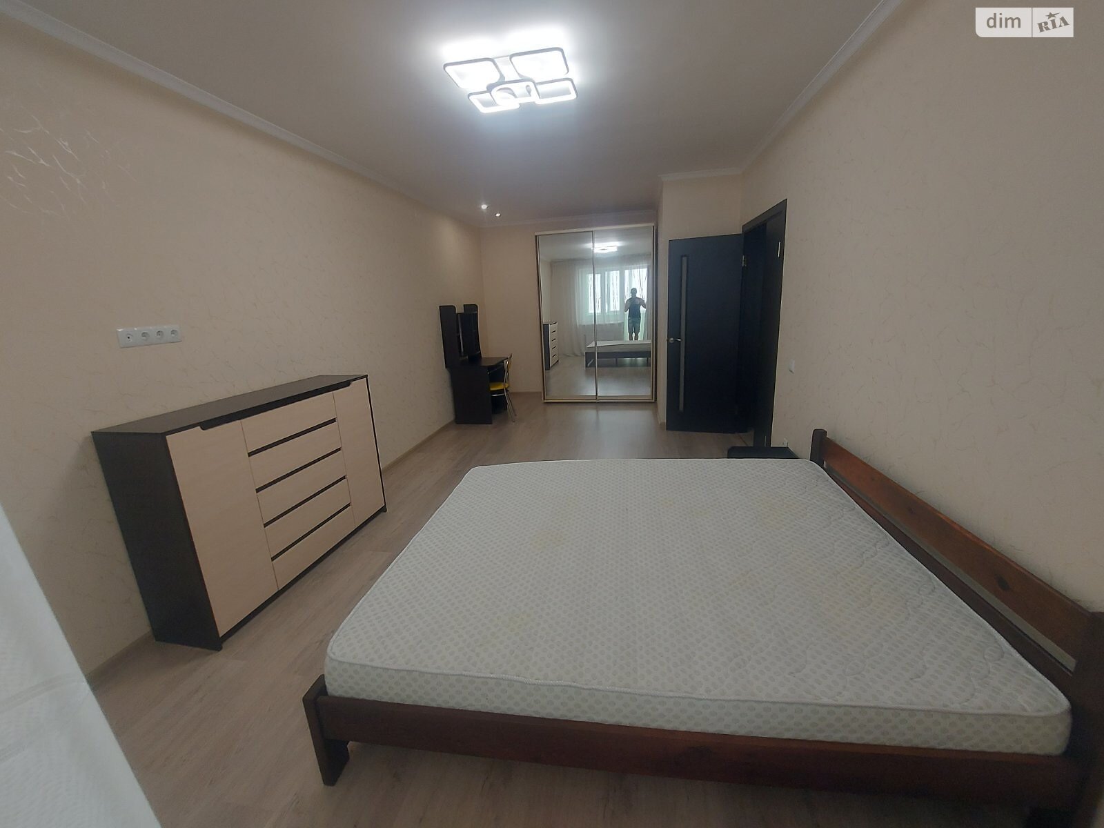однокімнатна квартира з ремонтом в Одесі, район Таїрова, на вул. Костанді 162/1 в довготривалу оренду помісячно фото 1 однокімнатна квартира з ремонтом в Одесі, район Таїрова, на вул. Костанді 162/1 в довготривалу оренду помісячно фото 1