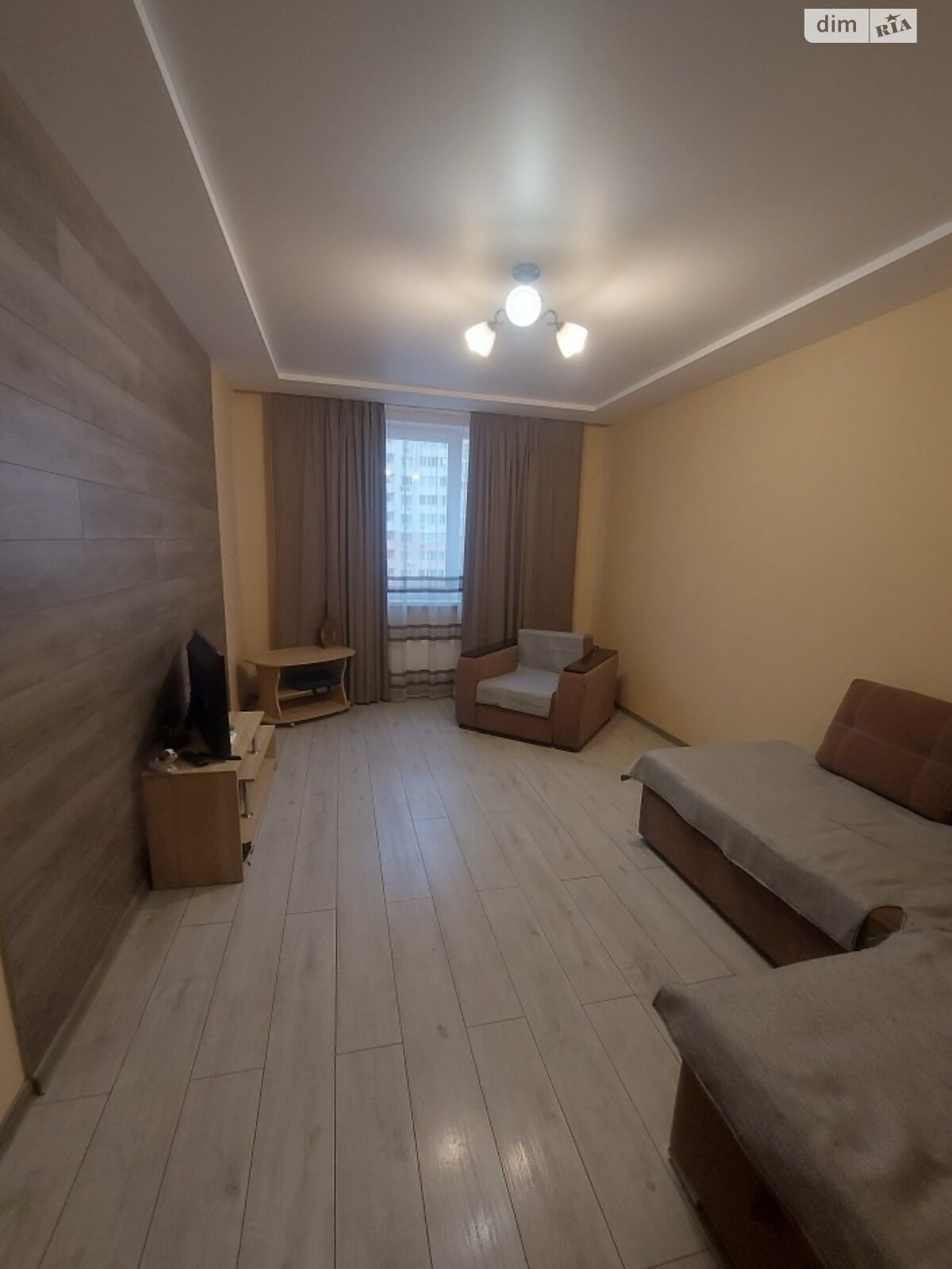 однокомнатная квартира в Одессе, район Таирова, на ул. Костанди в аренду на долгий срок помесячно фото 1