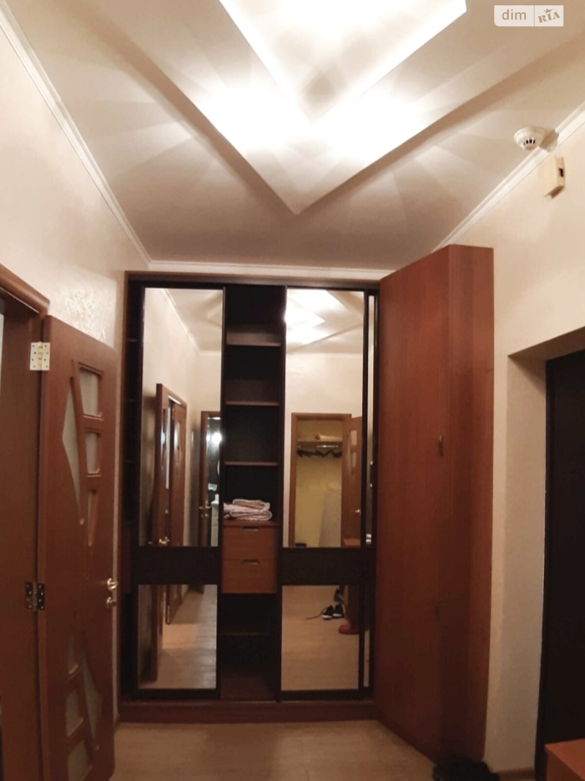 однокімнатна квартира в Одесі, район Таїрова, на вул. Левітана в довготривалу оренду помісячно фото 1 однокімнатна квартира в Одесі, район Таїрова, на вул. Левітана в довготривалу оренду помісячно фото 1