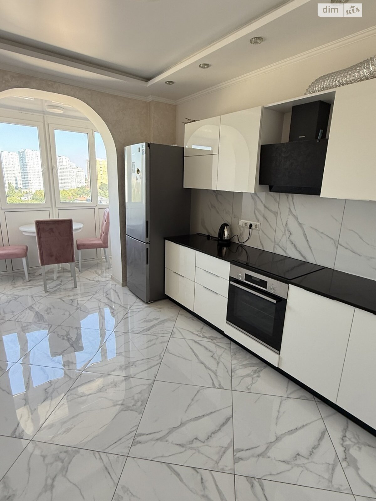 двокімнатна квартира в Одесі, район Таїрова, на вул. Люстдорфська дорога 100Б, кв. 197 в довготривалу оренду помісячно фото 1 двокімнатна квартира в Одесі, район Таїрова, на вул. Люстдорфська дорога 100Б, кв. 197 в довготривалу оренду помісячно фото 1