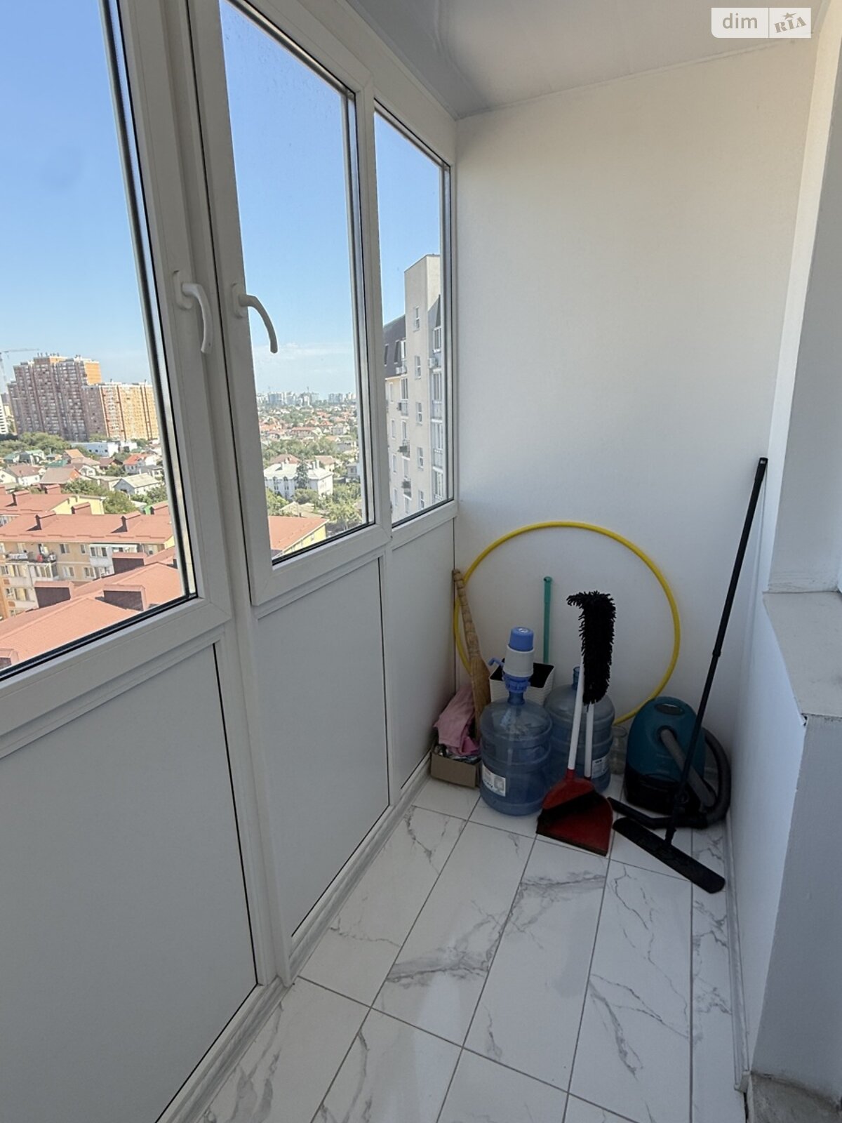 двокімнатна квартира в Одесі, район Таїрова, на вул. Люстдорфська дорога 100Б, кв. 197 в довготривалу оренду помісячно фото 1 двокімнатна квартира в Одесі, район Таїрова, на вул. Люстдорфська дорога 100Б, кв. 197 в довготривалу оренду помісячно фото 1