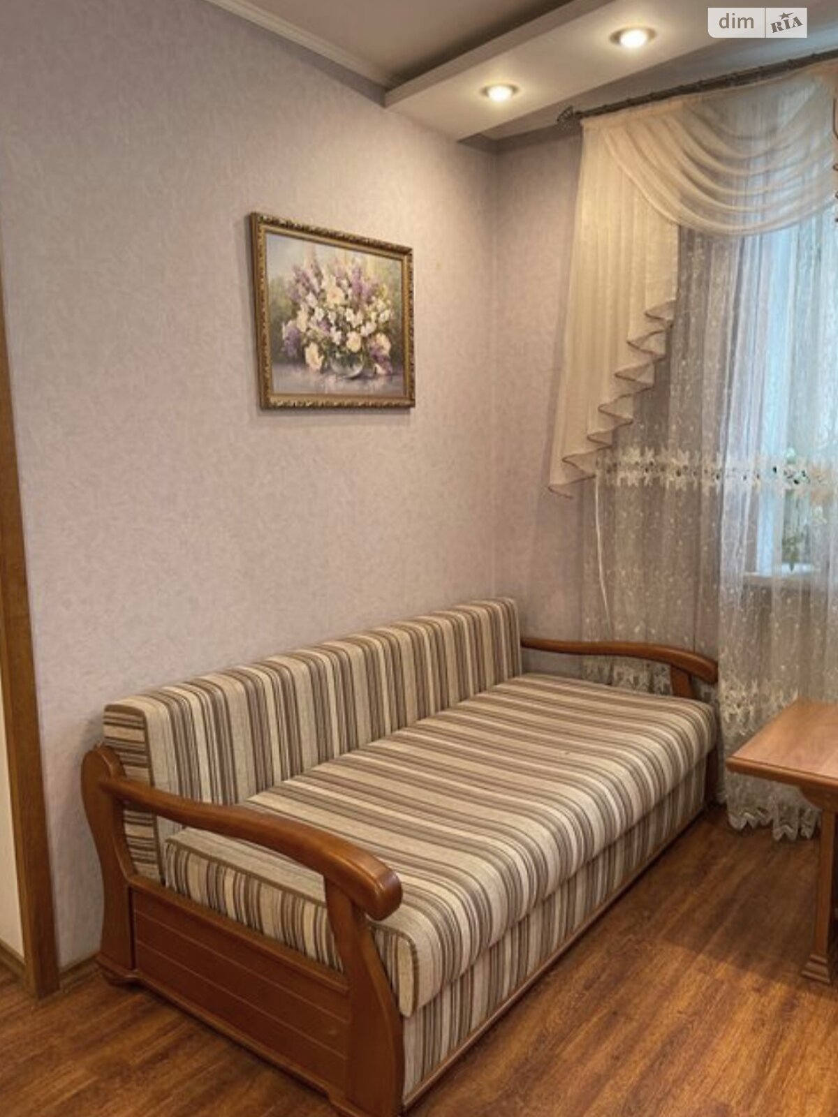 трехкомнатная квартира в Одессе, район Таирова, на просп. Небесной Сотни 6 в аренду на долгий срок помесячно фото 1 трехкомнатная квартира в Одессе, район Таирова, на просп. Небесной Сотни 6 в аренду на долгий срок помесячно фото 1
