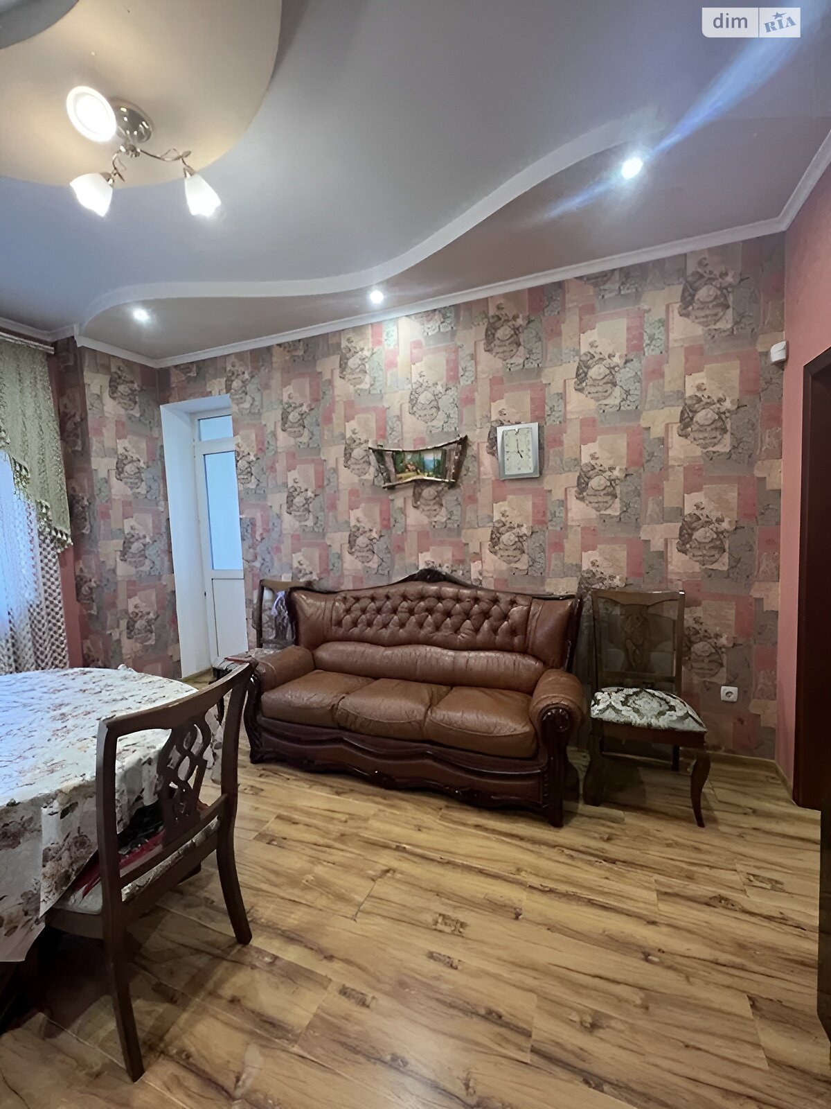 двокімнатна квартира в Одесі, район Таїрова, на просп. Небесної Сотні 3А/9 в довготривалу оренду помісячно фото 1 двокімнатна квартира в Одесі, район Таїрова, на просп. Небесної Сотні 3А/9 в довготривалу оренду помісячно фото 1