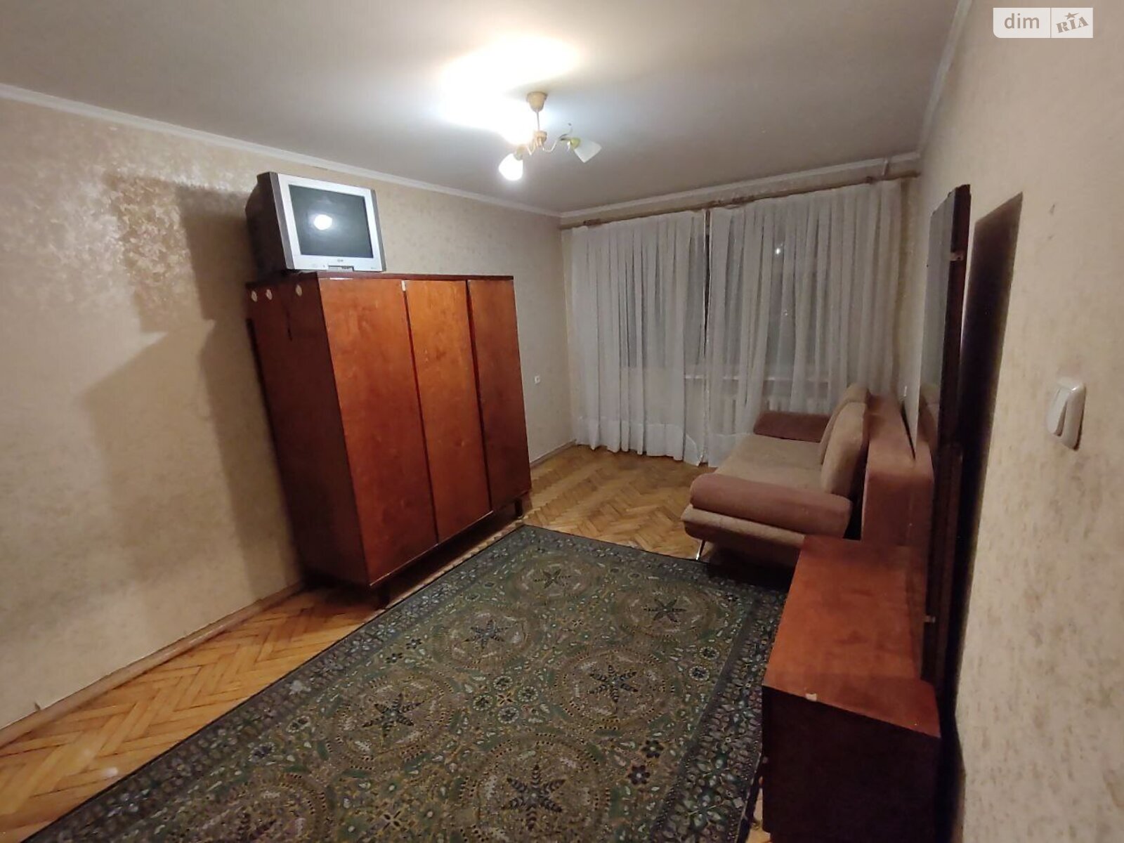 двухкомнатная квартира в Одессе, район Таирова, на просп. Небесной Сотни в аренду на долгий срок помесячно фото 1 двухкомнатная квартира в Одессе, район Таирова, на просп. Небесной Сотни в аренду на долгий срок помесячно фото 1