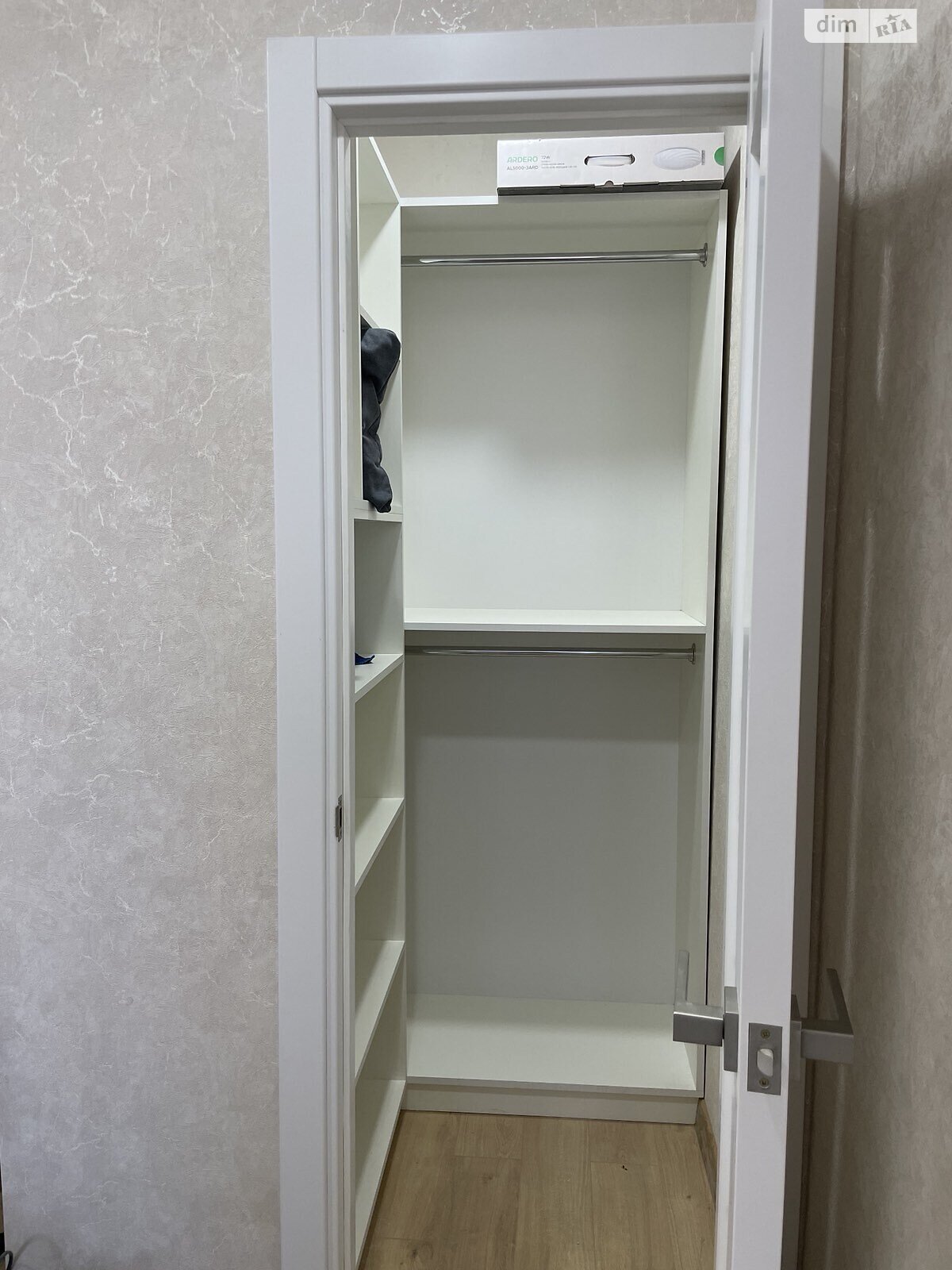 однокомнатная квартира в Одессе, район Таирова, на просп. Небесной Сотни 79Б в аренду на долгий срок помесячно фото 1 однокомнатная квартира в Одессе, район Таирова, на просп. Небесной Сотни 79Б в аренду на долгий срок помесячно фото 1