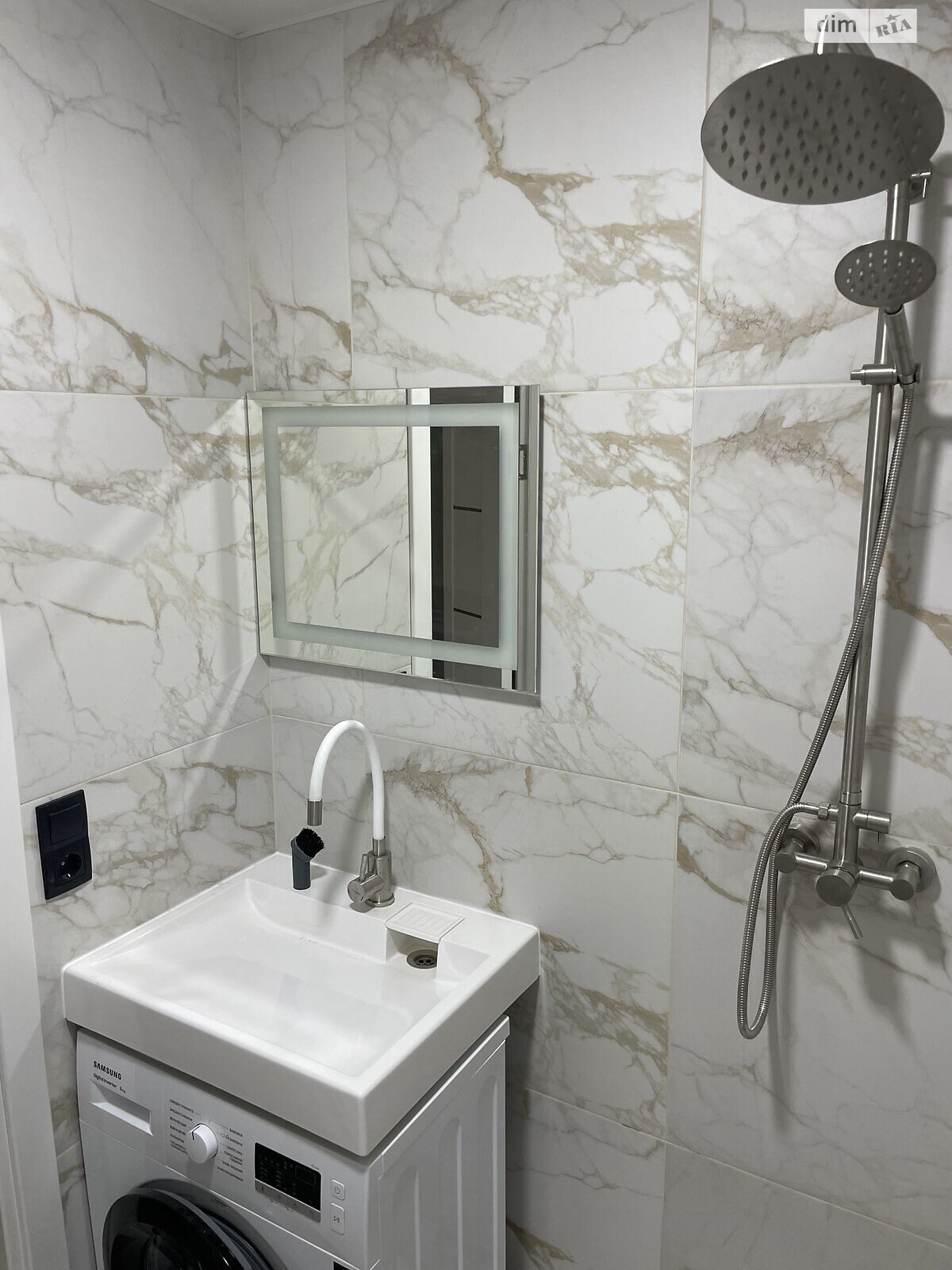 однокомнатная квартира в Одессе, район Таирова, на просп. Небесной Сотни 79Б в аренду на долгий срок помесячно фото 1 однокомнатная квартира в Одессе, район Таирова, на просп. Небесной Сотни 79Б в аренду на долгий срок помесячно фото 1