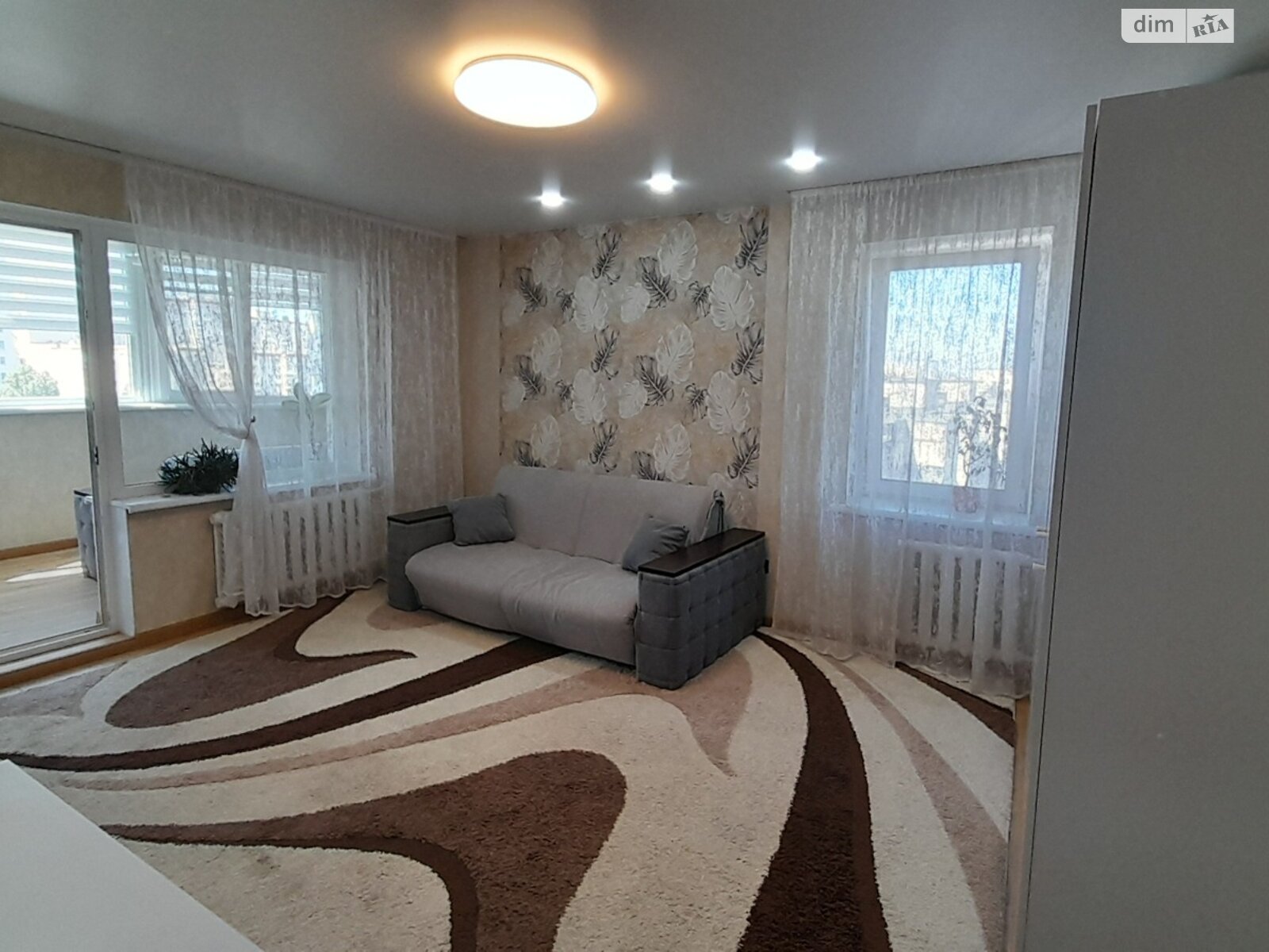 однокомнатная квартира в Одессе, район Таирова, на просп. Небесной Сотни 79Б в аренду на долгий срок помесячно фото 1 однокомнатная квартира в Одессе, район Таирова, на просп. Небесной Сотни 79Б в аренду на долгий срок помесячно фото 1