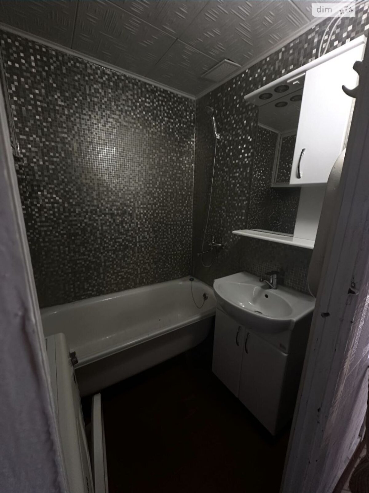 однокімнатна квартира в Одесі, район Таїрова, на просп. Небесної Сотні в довготривалу оренду помісячно фото 1 однокімнатна квартира в Одесі, район Таїрова, на просп. Небесної Сотні в довготривалу оренду помісячно фото 1