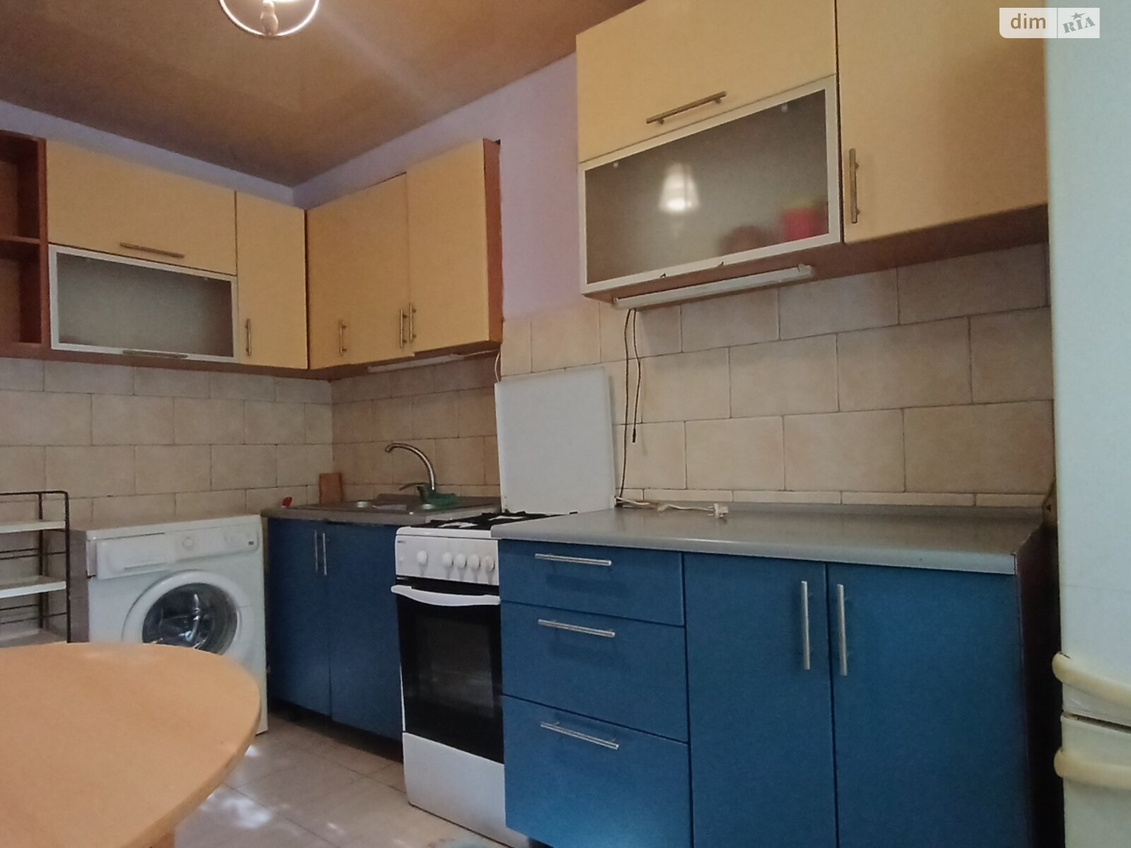 двухкомнатная квартира в Одессе, район Таирова, на просп. Небесной Сотни 19 в аренду на долгий срок помесячно фото 1 двухкомнатная квартира в Одессе, район Таирова, на просп. Небесной Сотни 19 в аренду на долгий срок помесячно фото 1