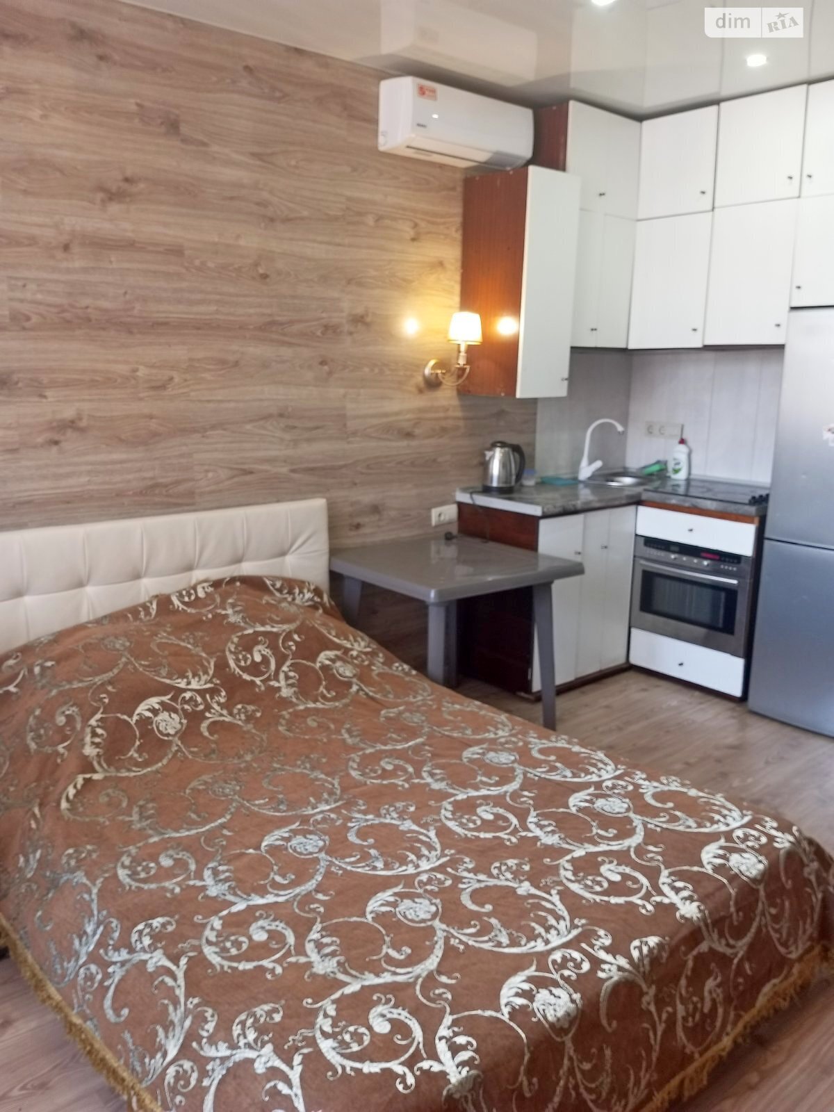 однокімнатна квартира з меблями в Лиманці, на просп. Полковника Гуляєва в довготривалу оренду помісячно фото 1