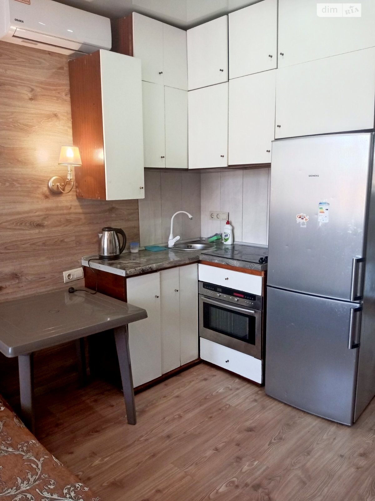 однокімнатна квартира з меблями в Лиманці, на просп. Полковника Гуляєва в довготривалу оренду помісячно фото 1