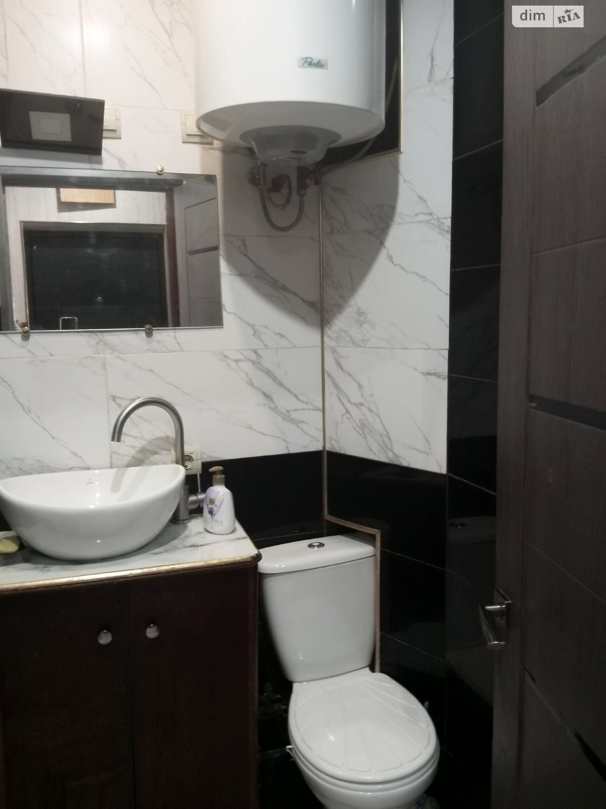 однокомнатная квартира с ремонтом в Одессе, район Таирова, на просп. Полковника Гуляева 111/2 в аренду на долгий срок помесячно фото 1 однокомнатная квартира с ремонтом в Одессе, район Таирова, на просп. Полковника Гуляева 111/2 в аренду на долгий срок помесячно фото 1