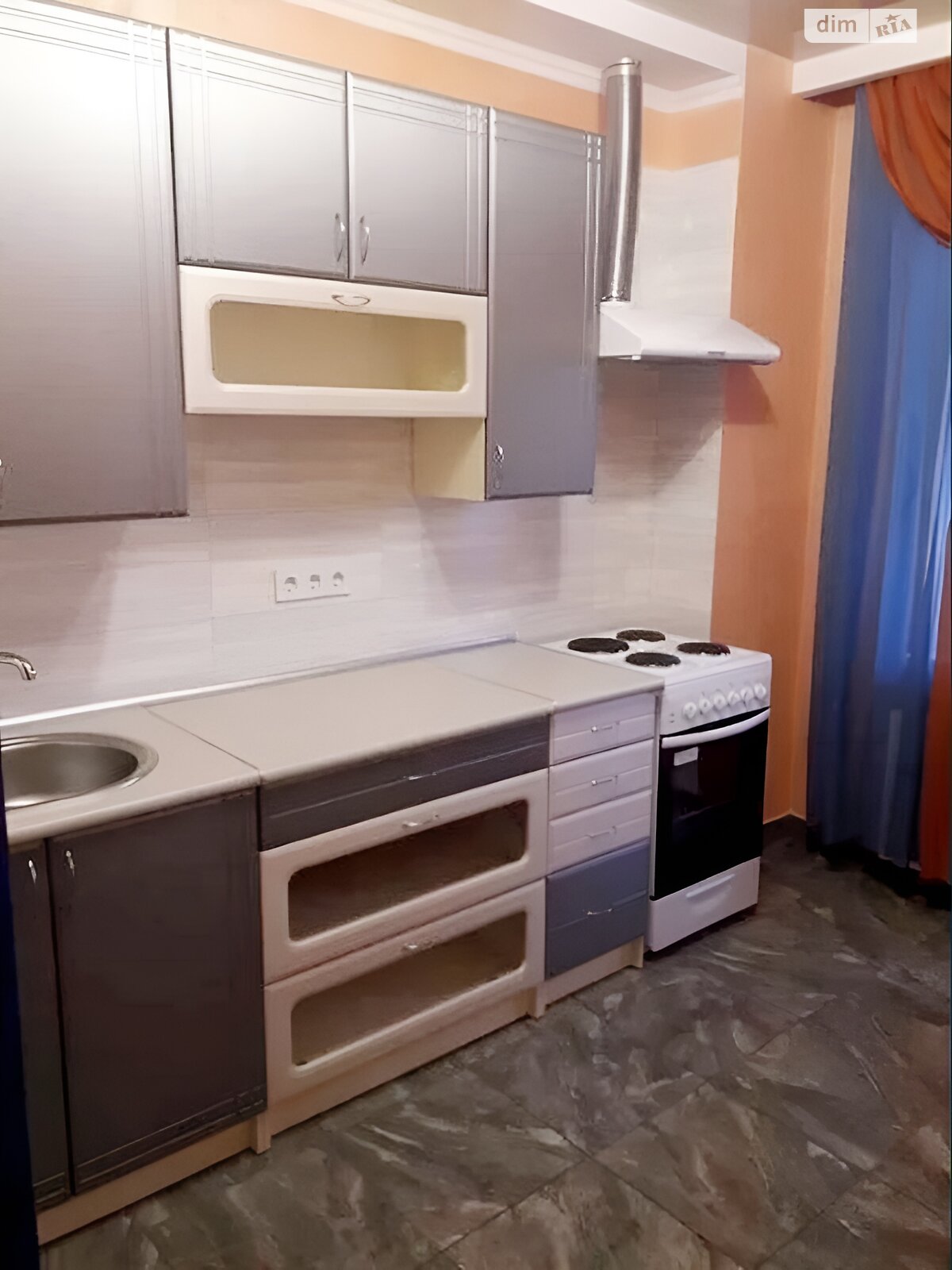 однокімнатна квартира в Одесі, район Таїрова, на мас. Радужний в довготривалу оренду помісячно фото 1 однокімнатна квартира в Одесі, район Таїрова, на мас. Радужний в довготривалу оренду помісячно фото 1
