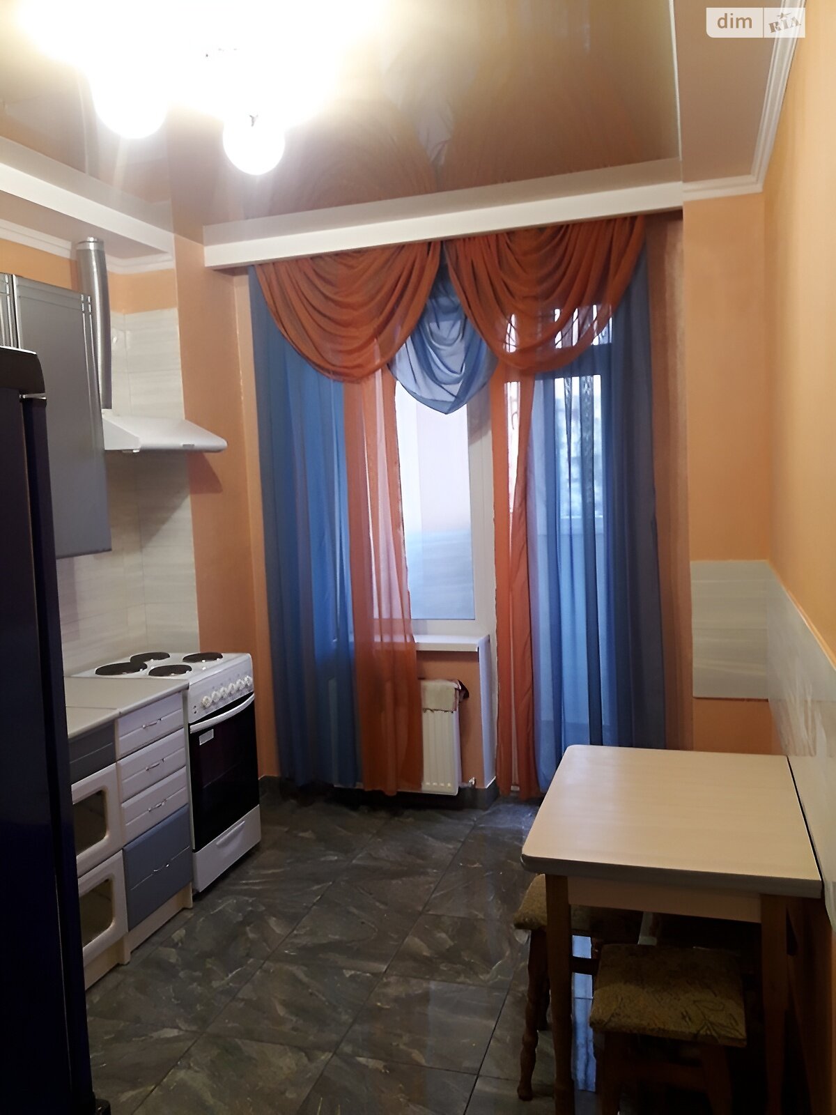 однокімнатна квартира в Одесі, район Таїрова, на мас. Радужний 1 в довготривалу оренду помісячно фото 1 однокімнатна квартира в Одесі, район Таїрова, на мас. Радужний 1 в довготривалу оренду помісячно фото 1