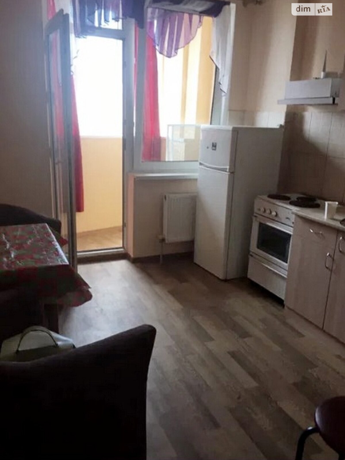 однокімнатна квартира з ремонтом в Одесі, район Таїрова, на мас. Радужний в довготривалу оренду помісячно фото 1 однокімнатна квартира з ремонтом в Одесі, район Таїрова, на мас. Радужний в довготривалу оренду помісячно фото 1