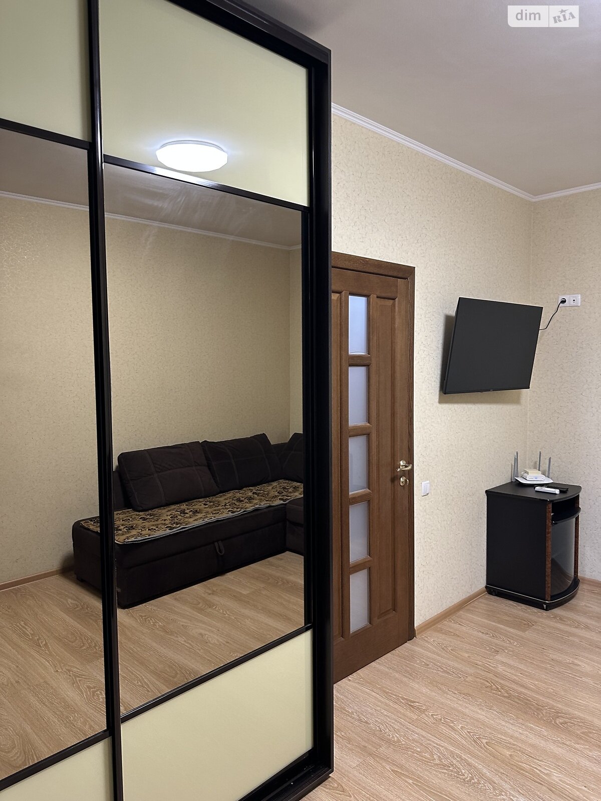 однокімнатна квартира в Одесі, район Таїрова, на мас. Радужний 19/1 в довготривалу оренду помісячно фото 1