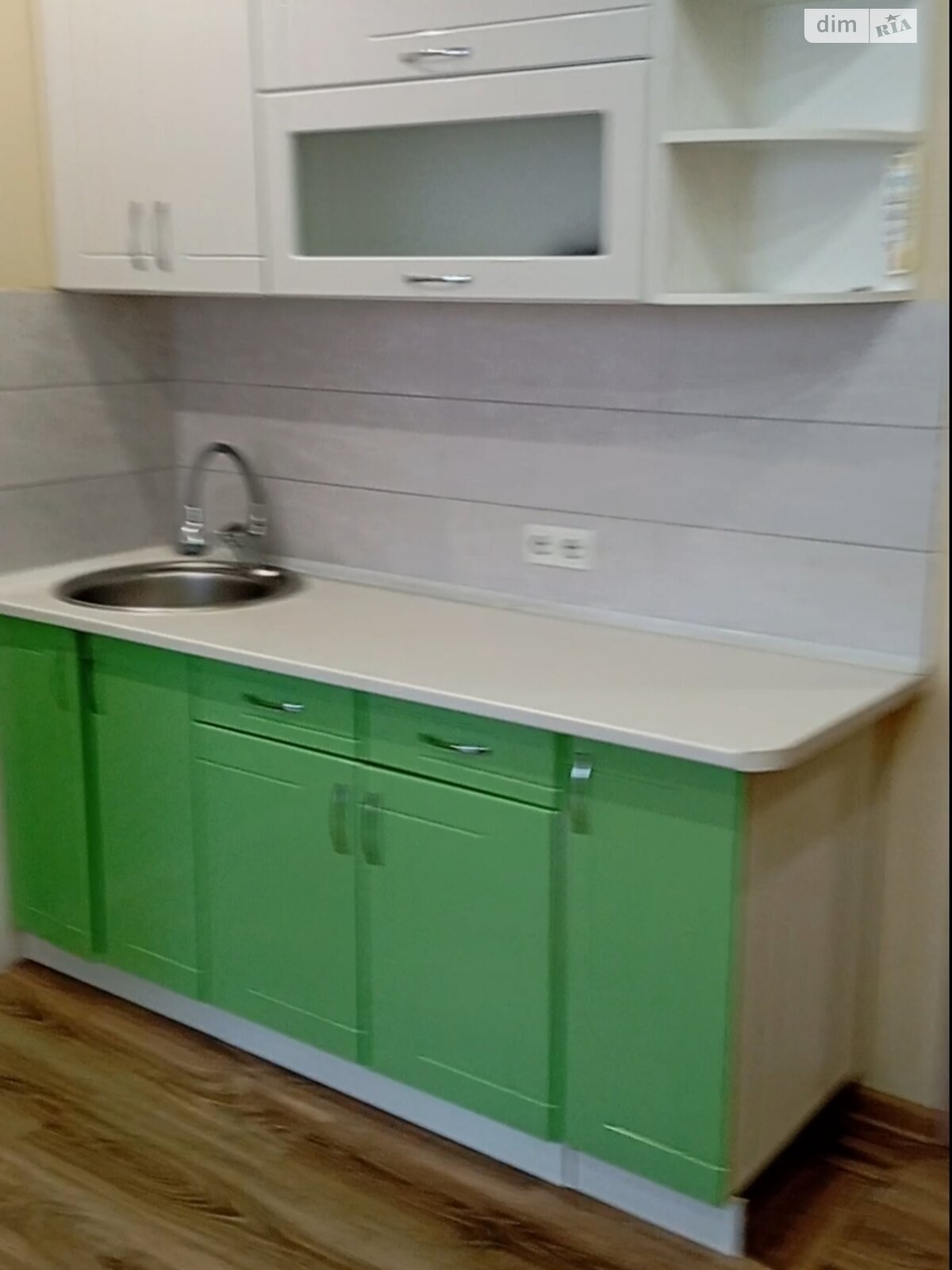 двокімнатна квартира в Одесі, район Таїрова, на мас. Радужний в довготривалу оренду помісячно фото 1 двокімнатна квартира в Одесі, район Таїрова, на мас. Радужний в довготривалу оренду помісячно фото 1