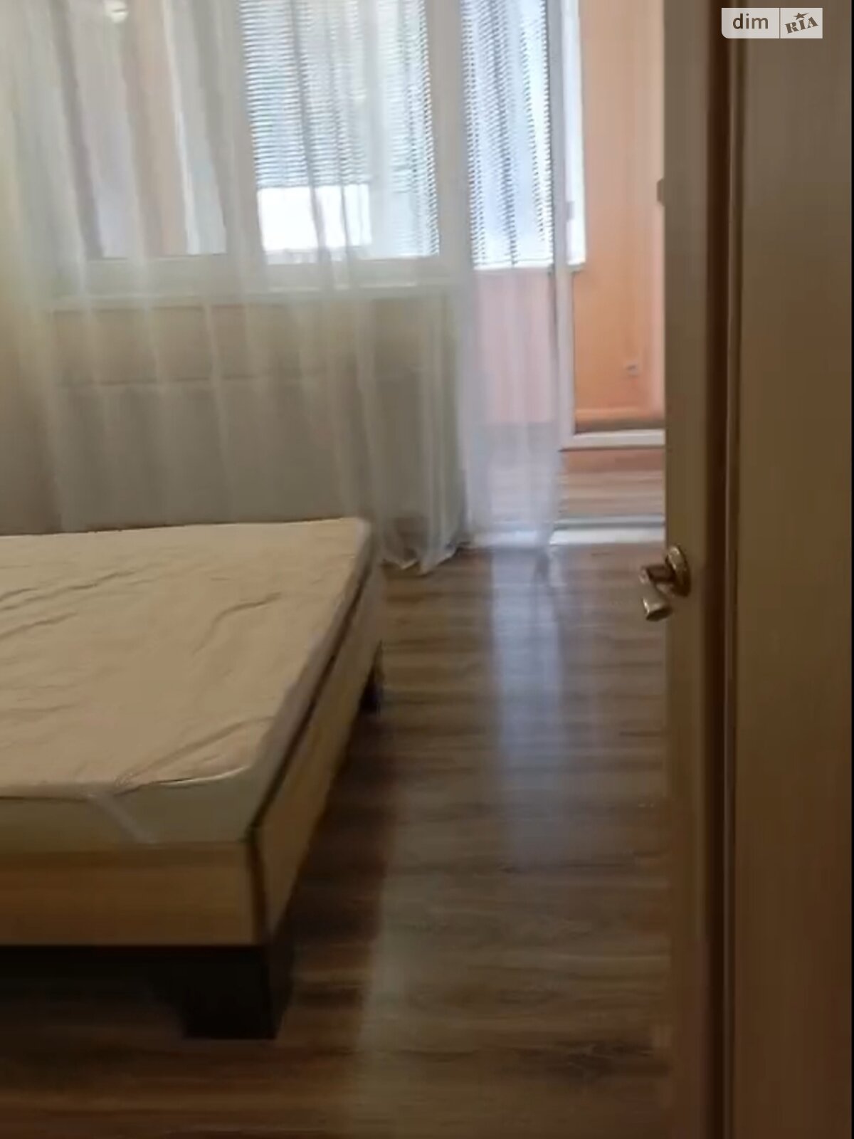 двокімнатна квартира в Одесі, район Таїрова, на мас. Радужний в довготривалу оренду помісячно фото 1 двокімнатна квартира в Одесі, район Таїрова, на мас. Радужний в довготривалу оренду помісячно фото 1