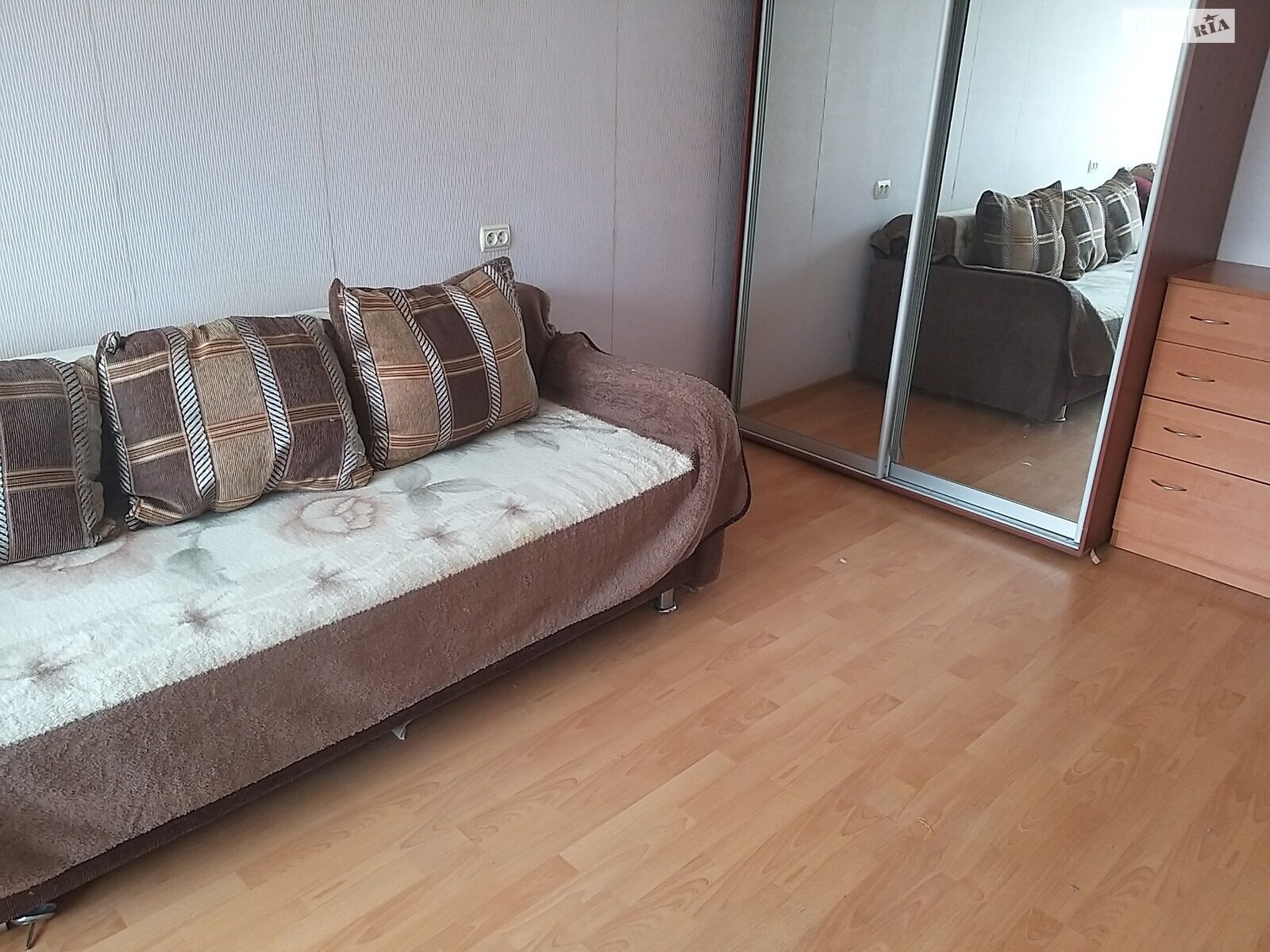 однокімнатна квартира в Одесі, район Таїрова, на вул. Сім’ї Глодан 13А, кв. 26 в довготривалу оренду помісячно фото 1 однокімнатна квартира в Одесі, район Таїрова, на вул. Сім’ї Глодан 13А, кв. 26 в довготривалу оренду помісячно фото 1